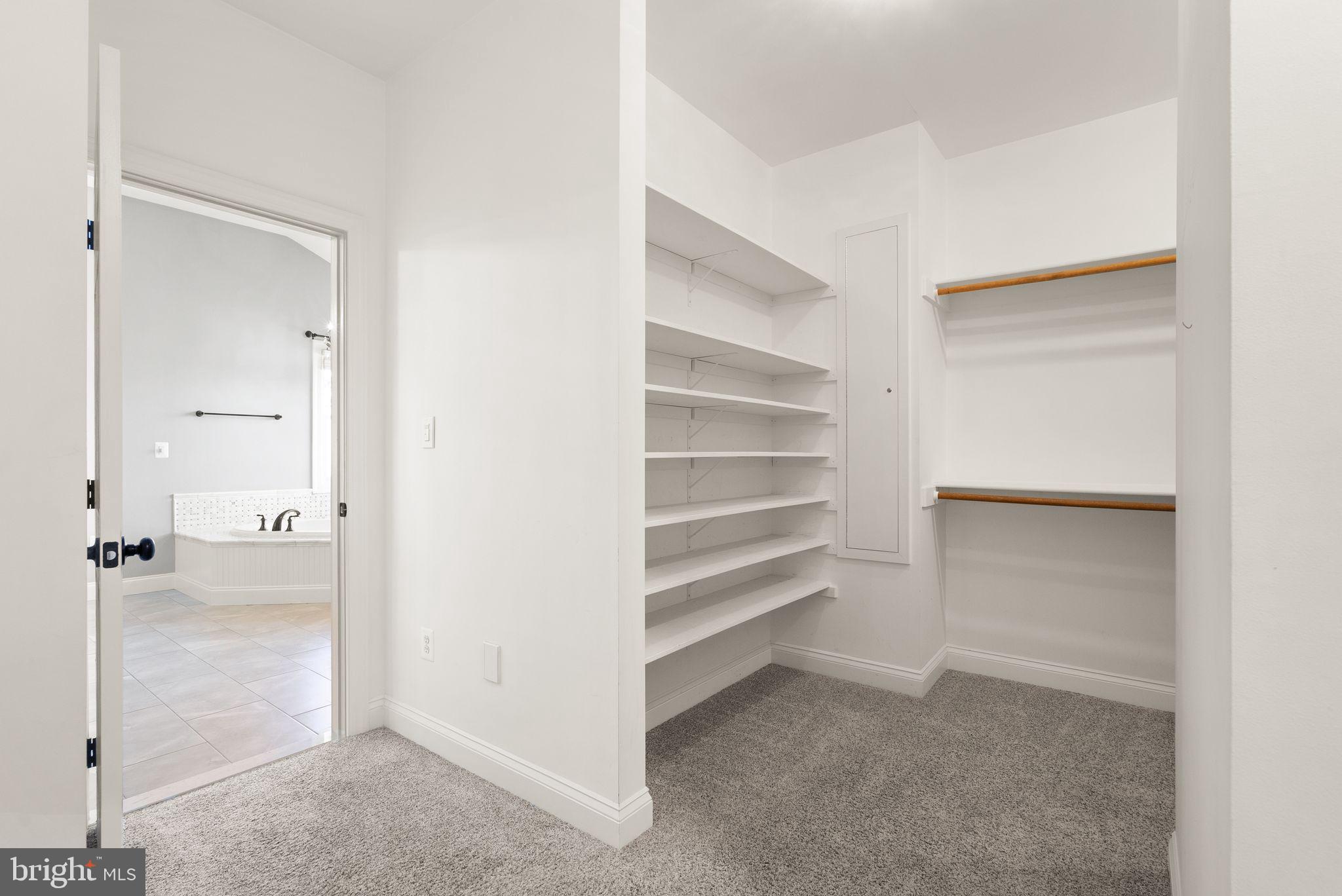 SOMMERS TIME FARM - Residential