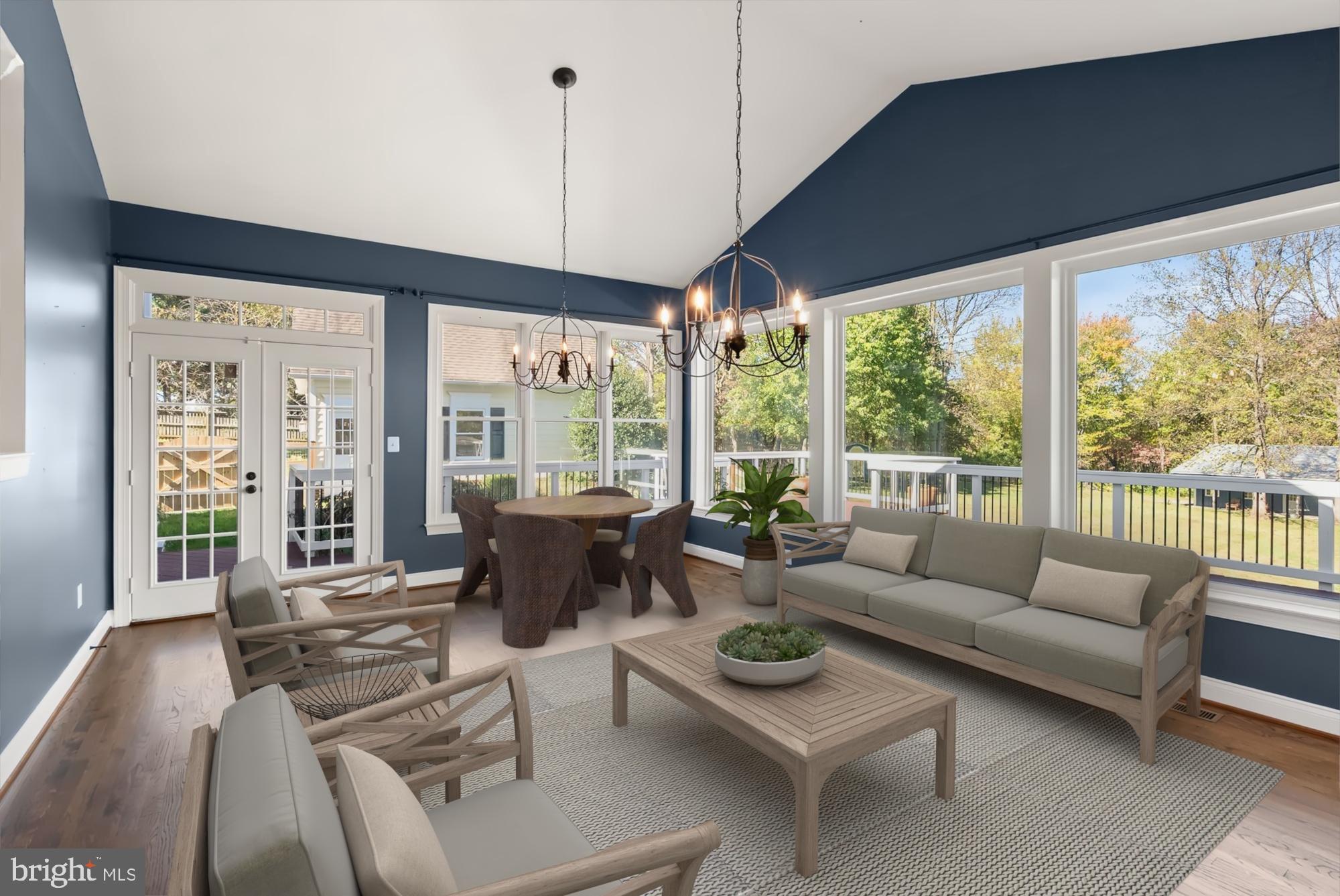 SOMMERS TIME FARM - Residential