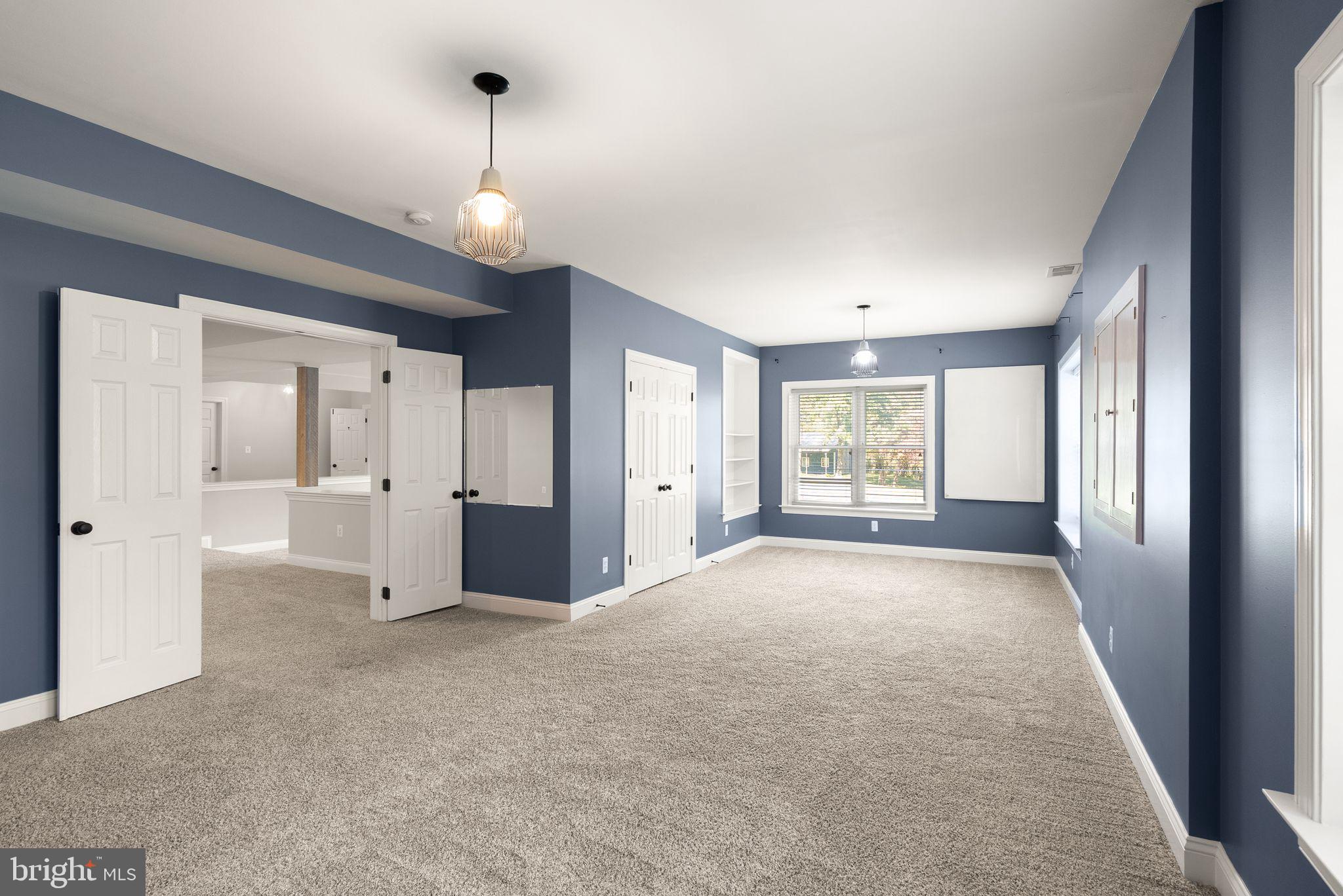 SOMMERS TIME FARM - Residential