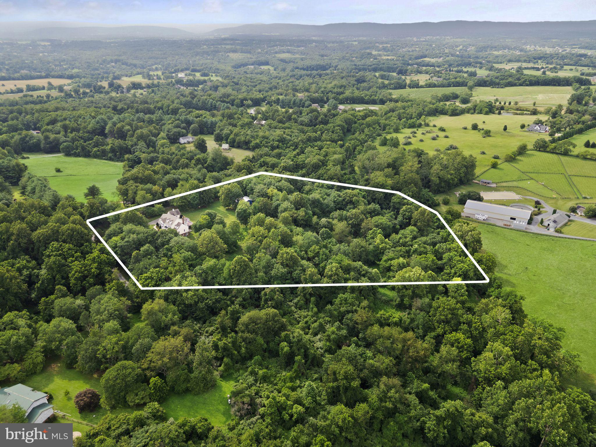 SOMMERS TIME FARM - Residential