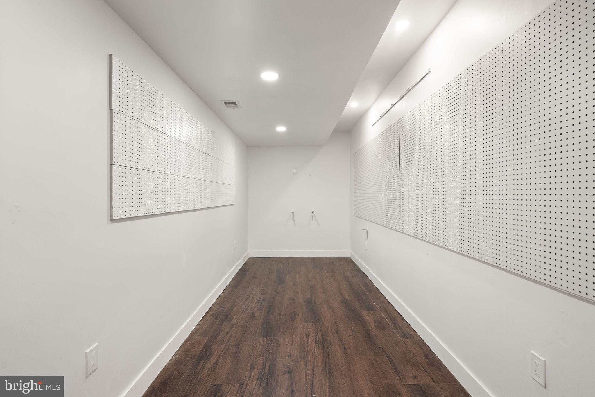 SOMMERS TIME FARM - Residential