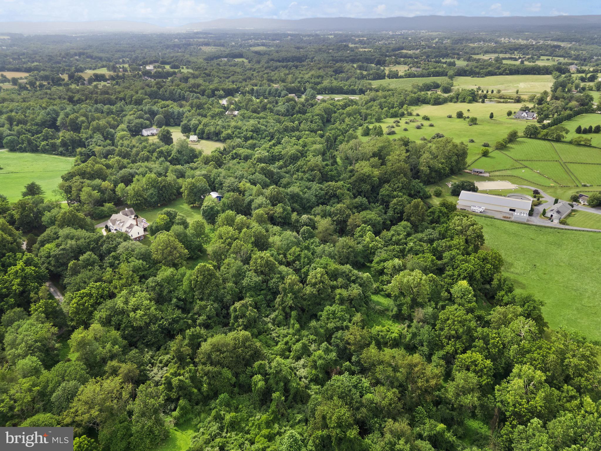 SOMMERS TIME FARM - Residential