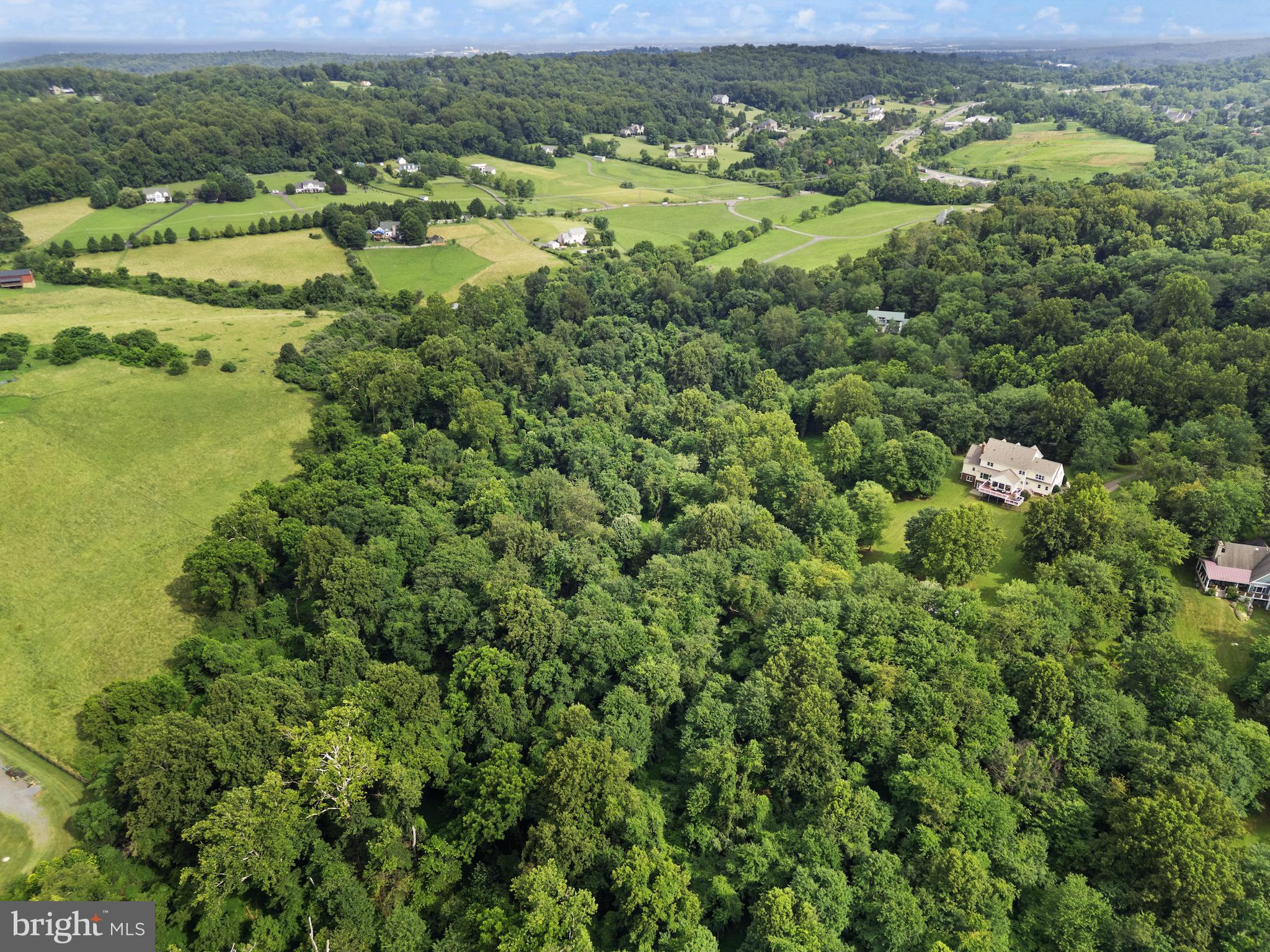 SOMMERS TIME FARM - Residential