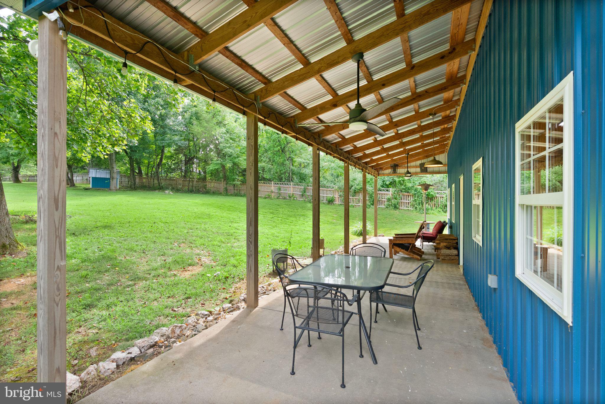 SOMMERS TIME FARM - Residential