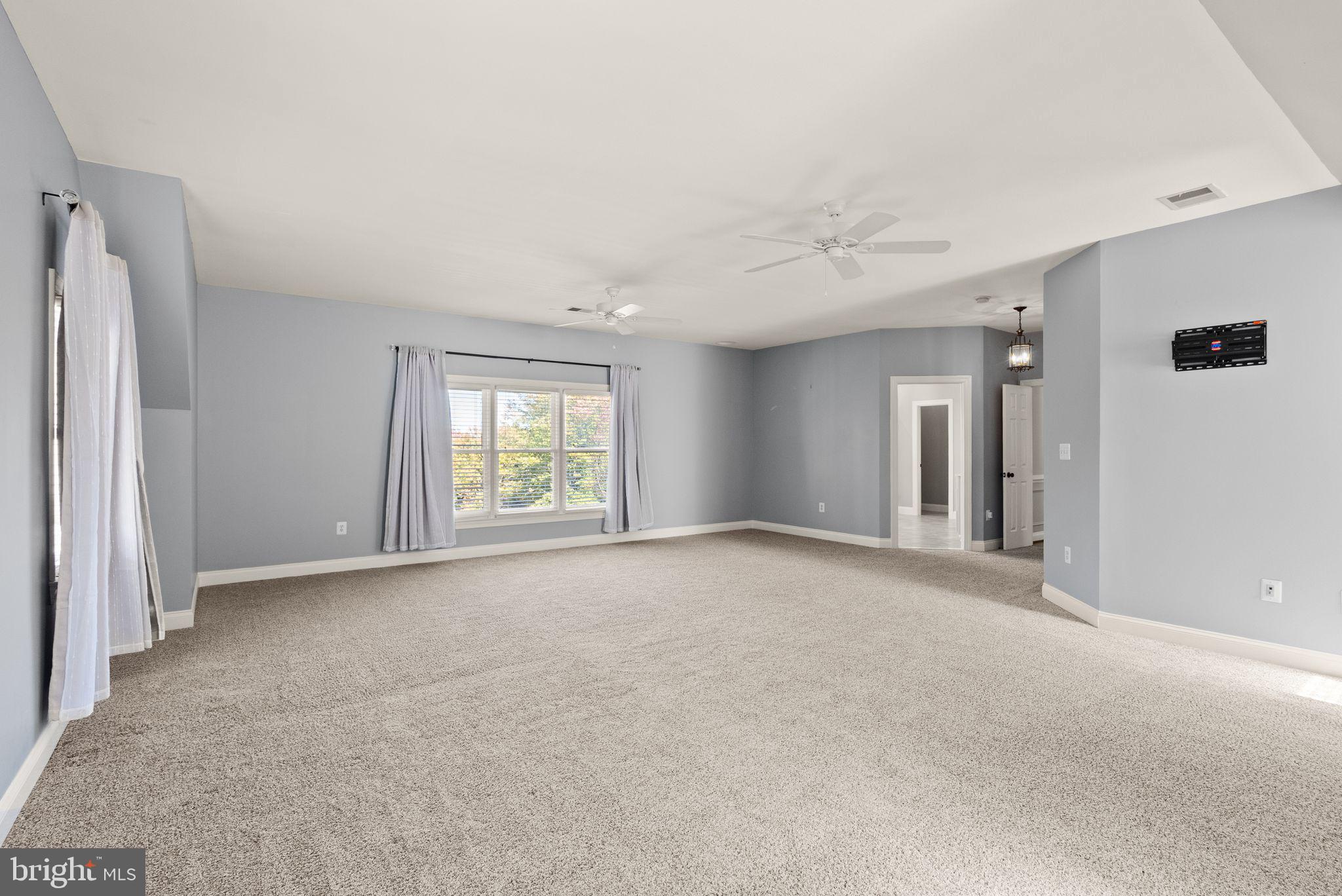 SOMMERS TIME FARM - Residential