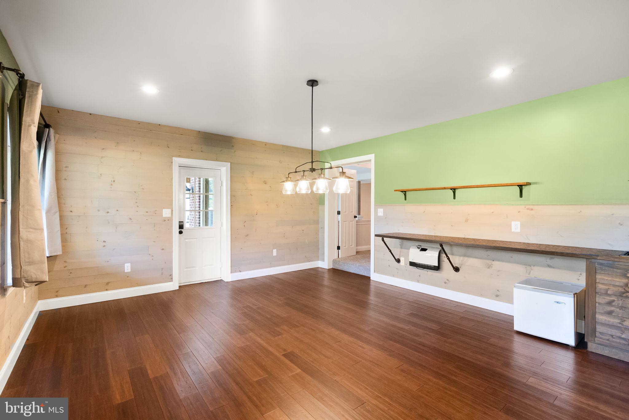 SOMMERS TIME FARM - Residential