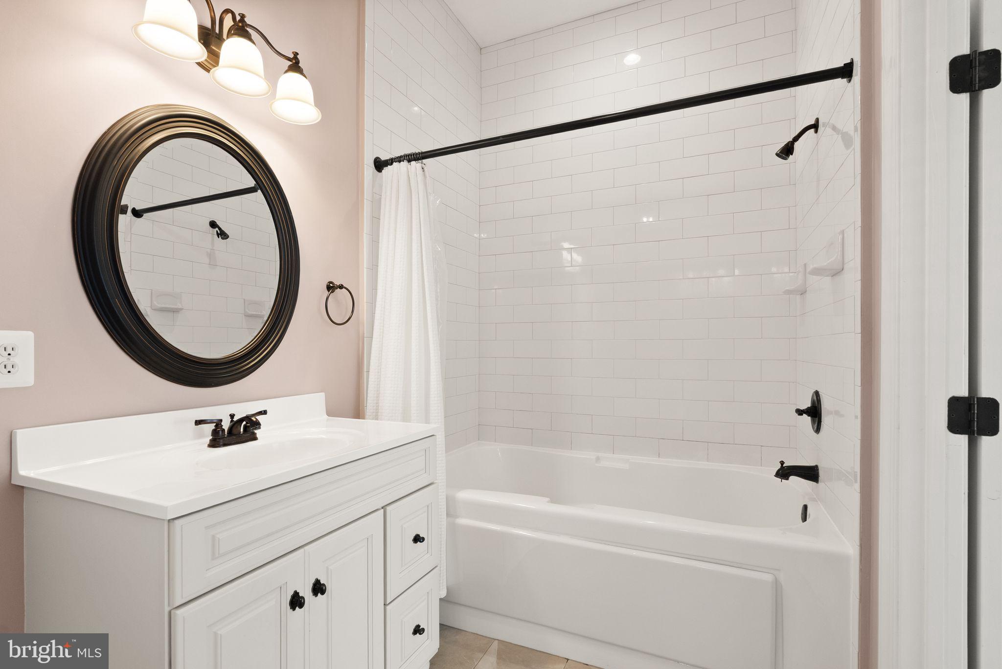 SOMMERS TIME FARM - Residential