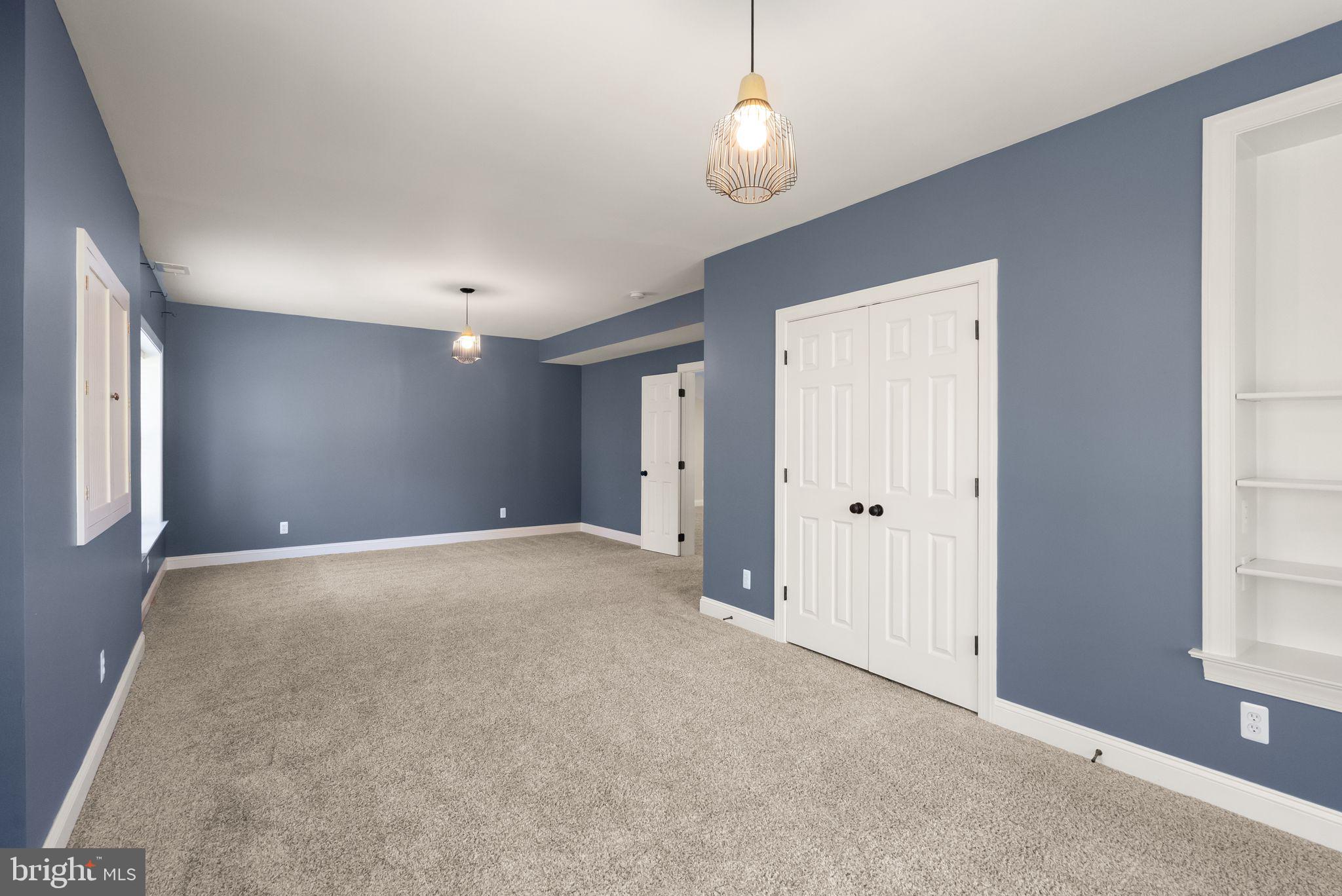 SOMMERS TIME FARM - Residential