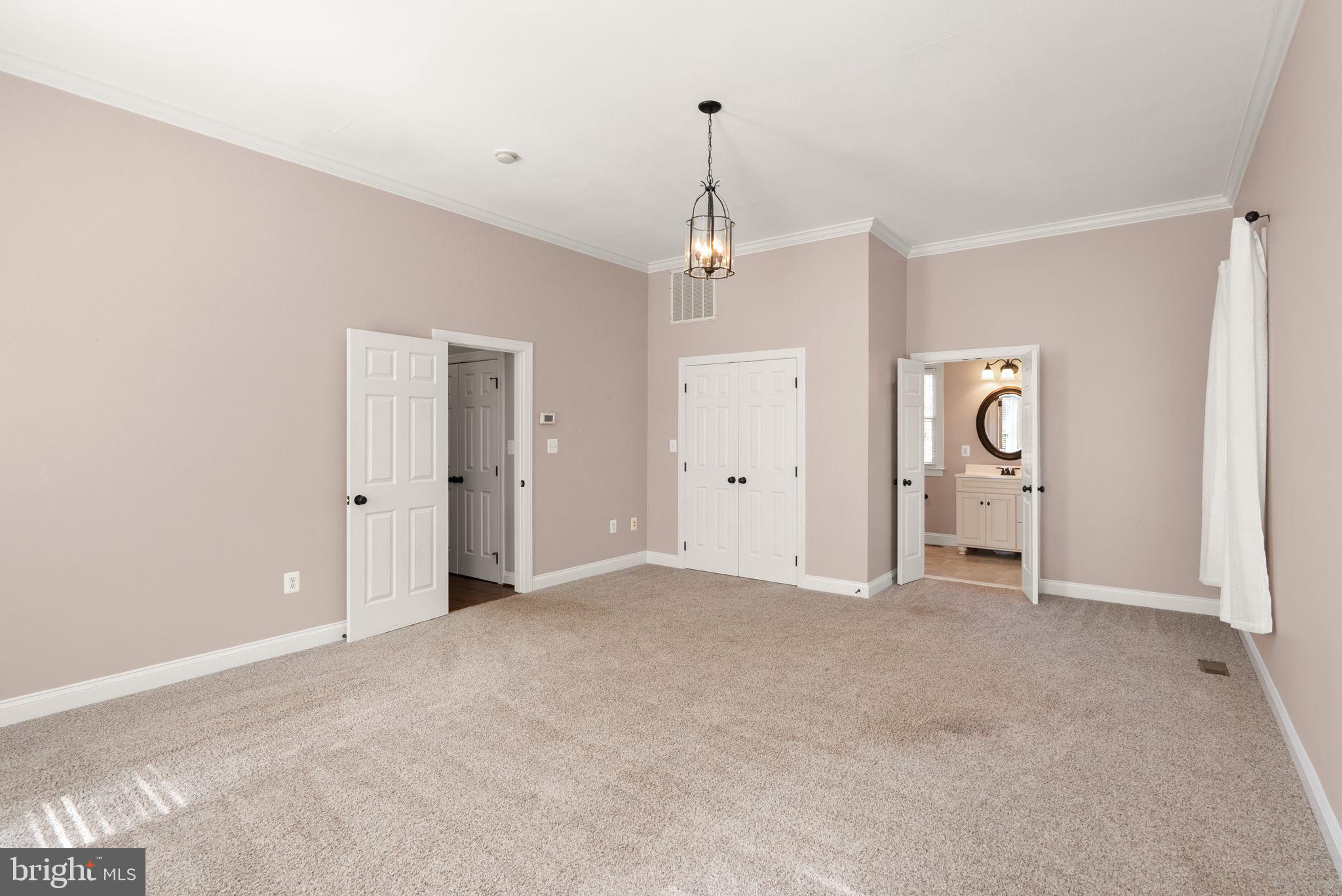 SOMMERS TIME FARM - Residential