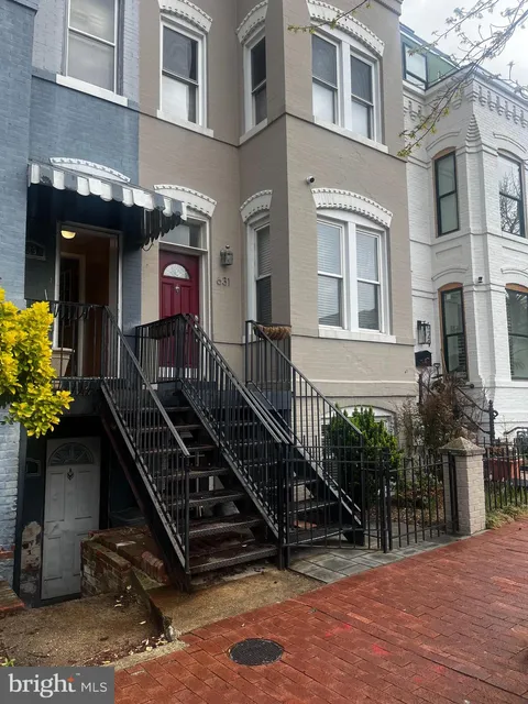 MLS: DCDC2256106