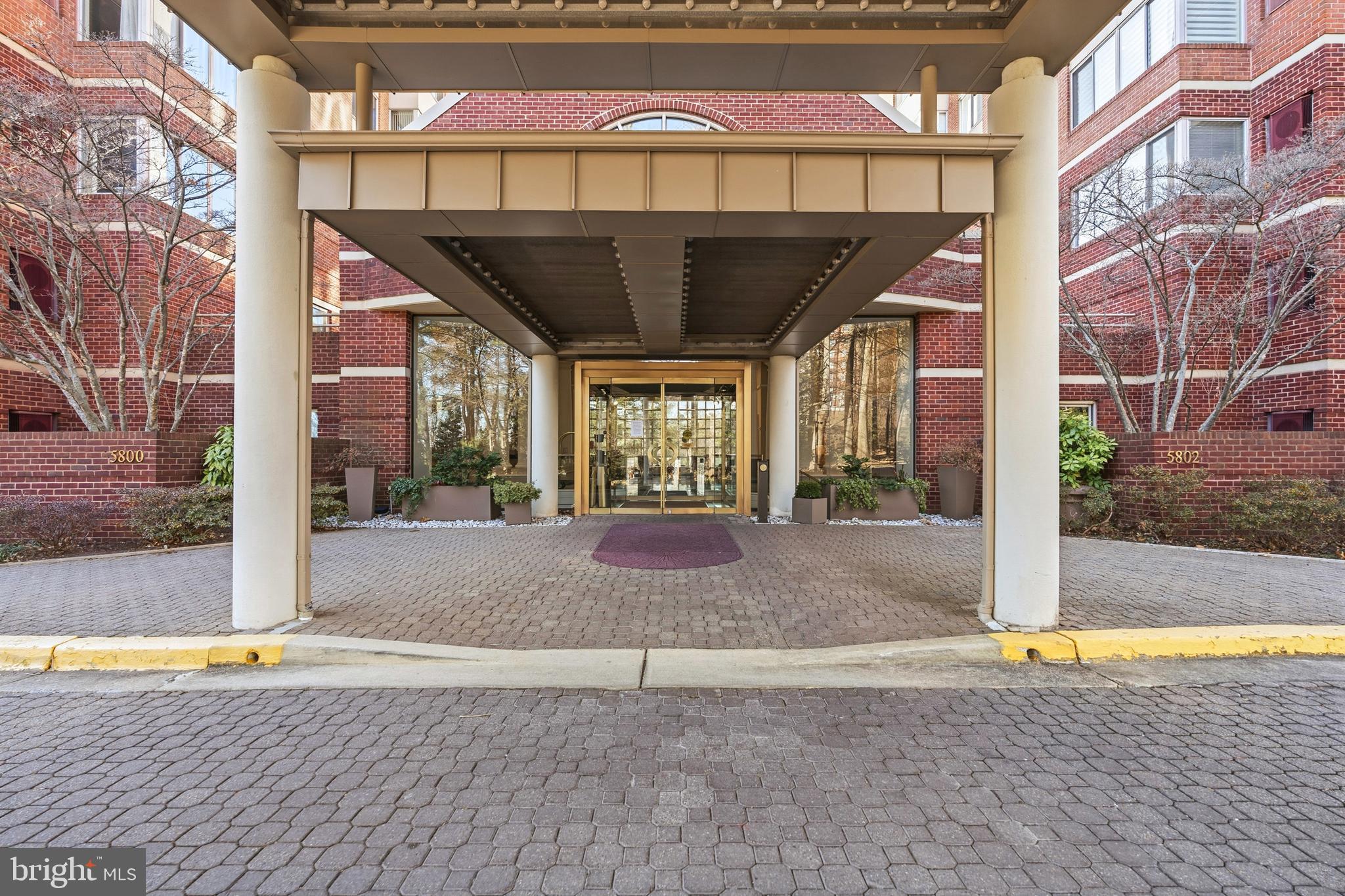 FALLSWOOD - Residential