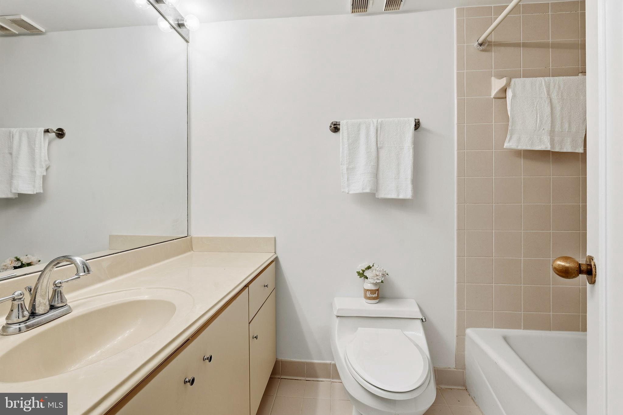 FALLSWOOD - Residential