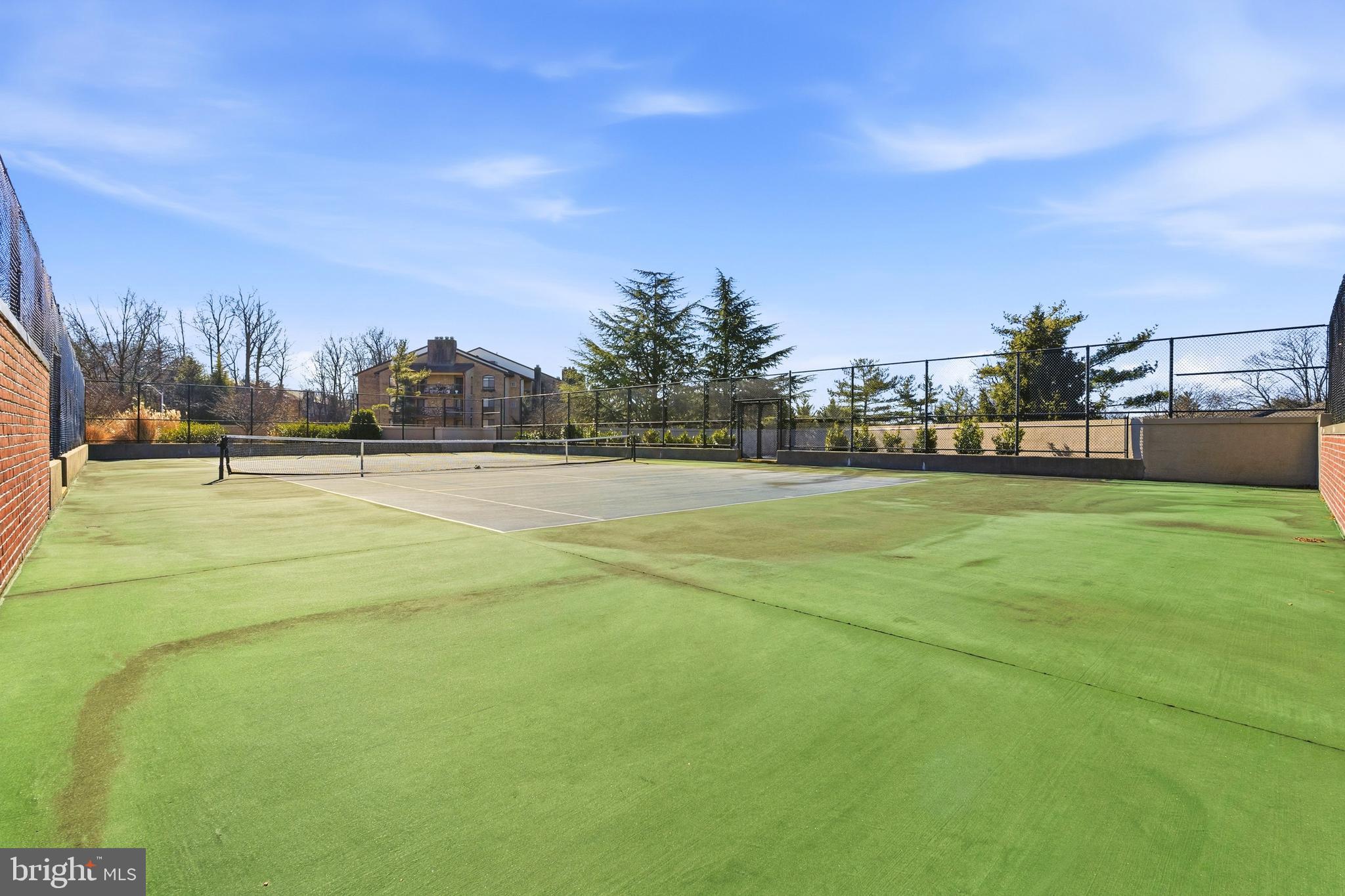 FALLSWOOD - Residential