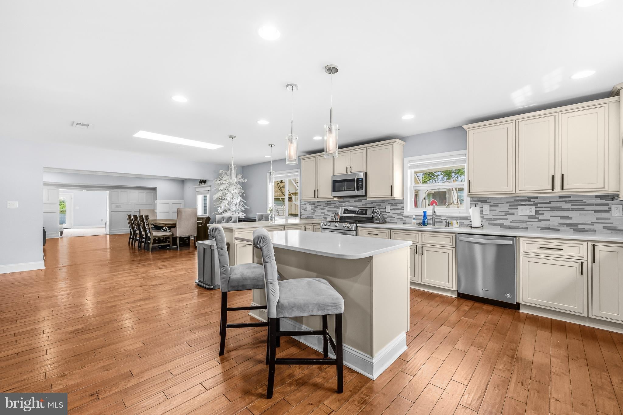 7540 OLD BATTLE GROVE