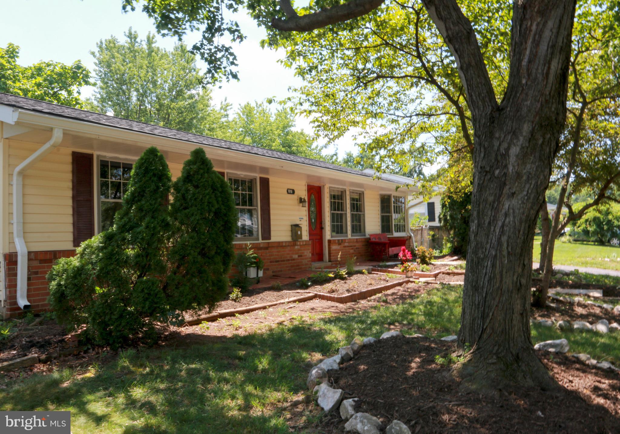 BROYHILLS ADDITION - Residential