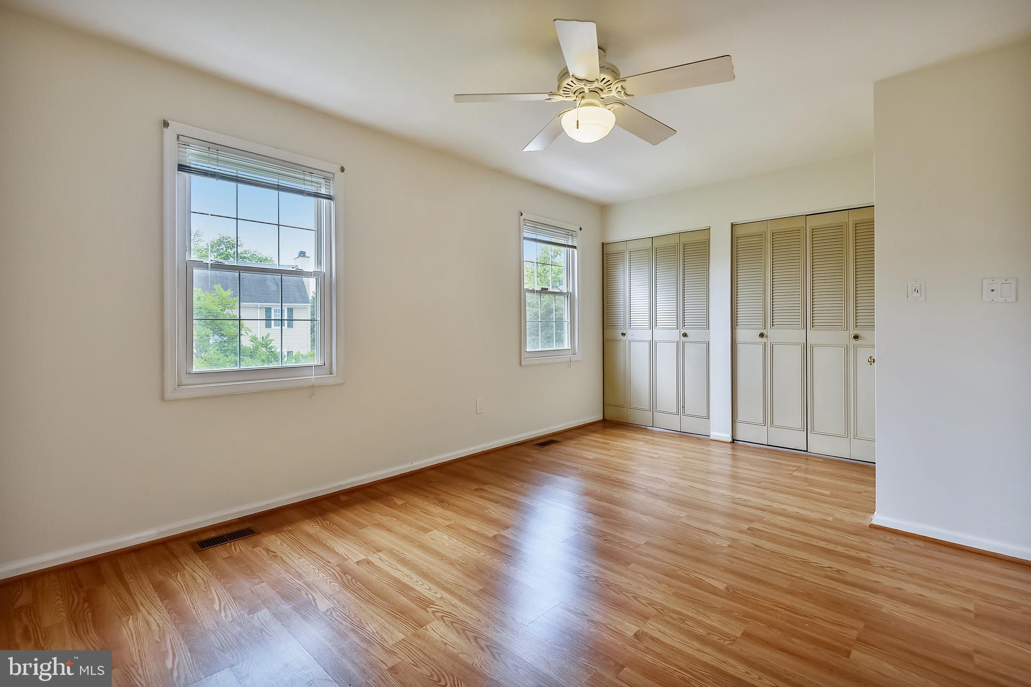 CROFTON MEWS CONDO - Residential Lease