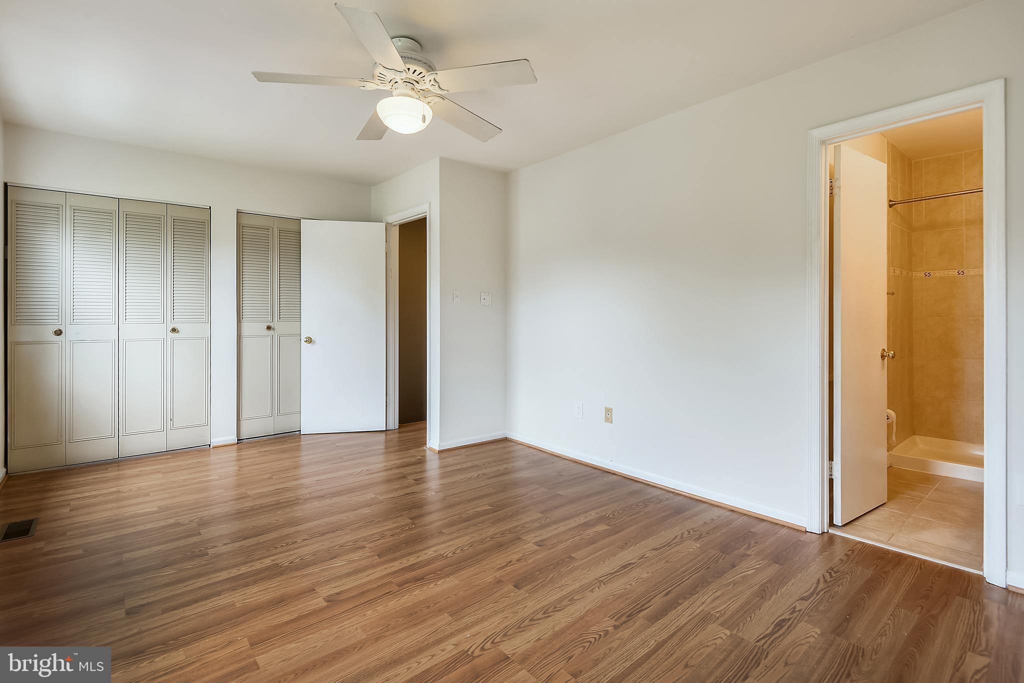 CROFTON MEWS CONDO - Residential Lease