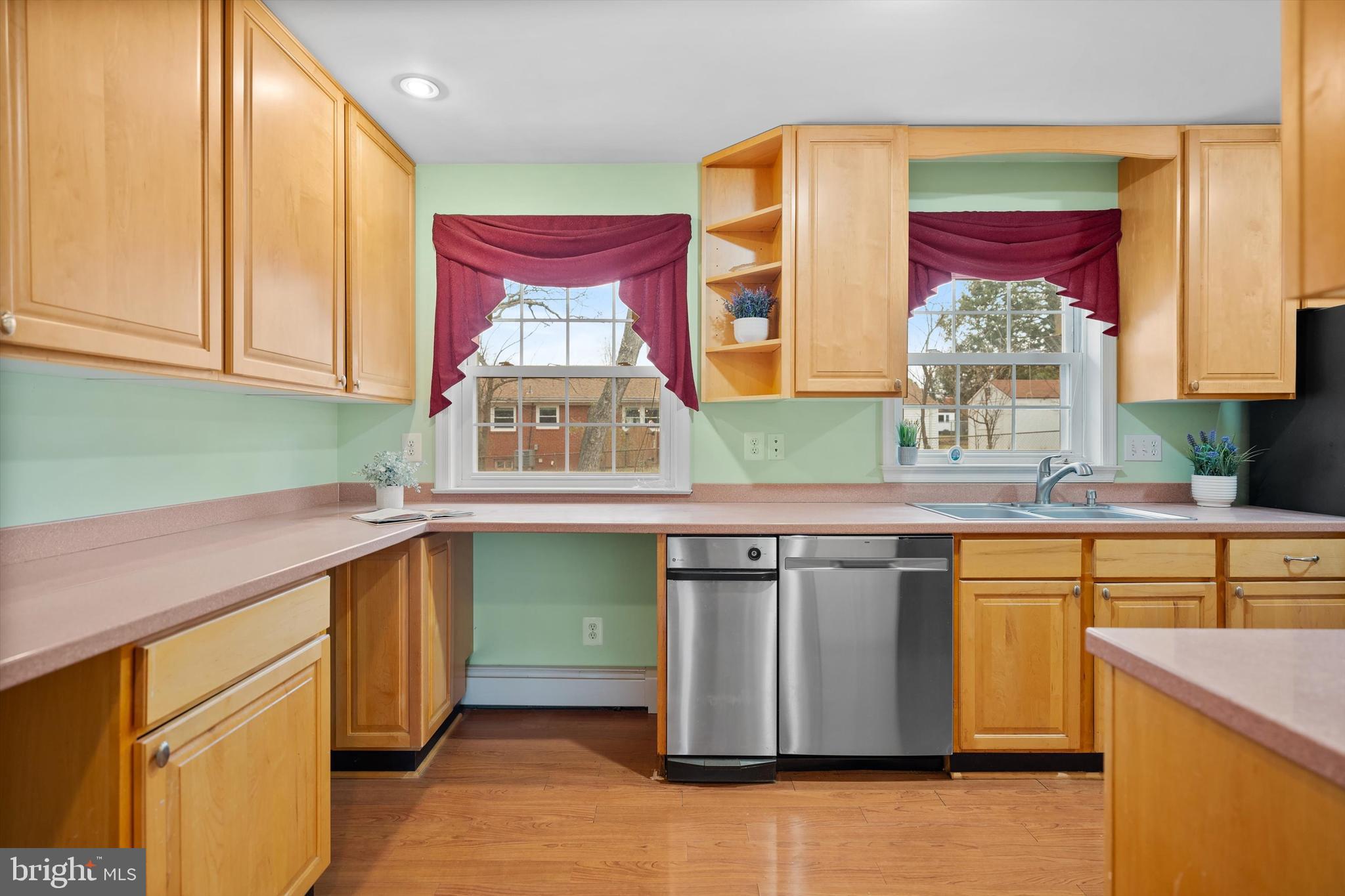 SUNNYBROOK ESTATES - Residential