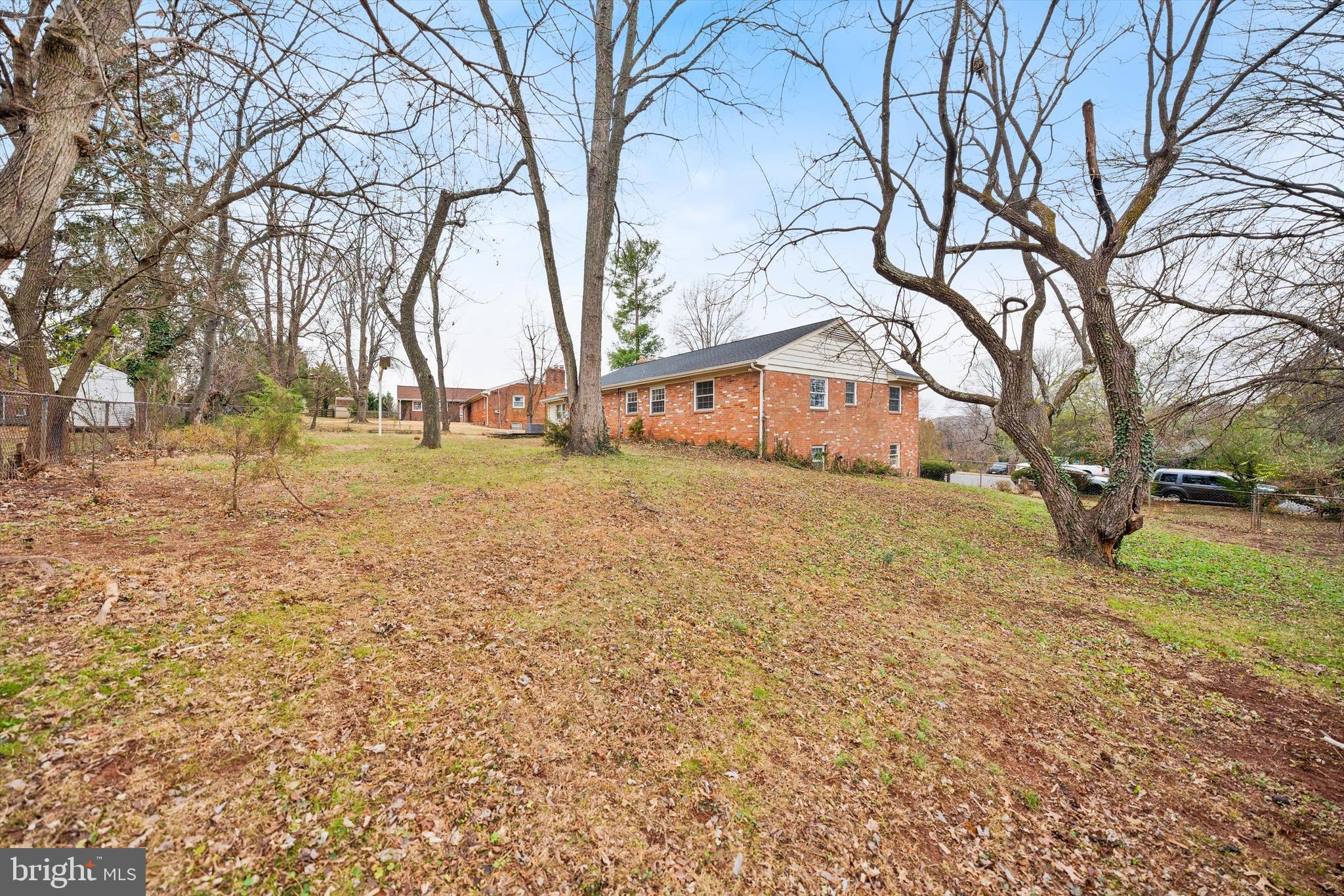 SUNNYBROOK ESTATES - Residential