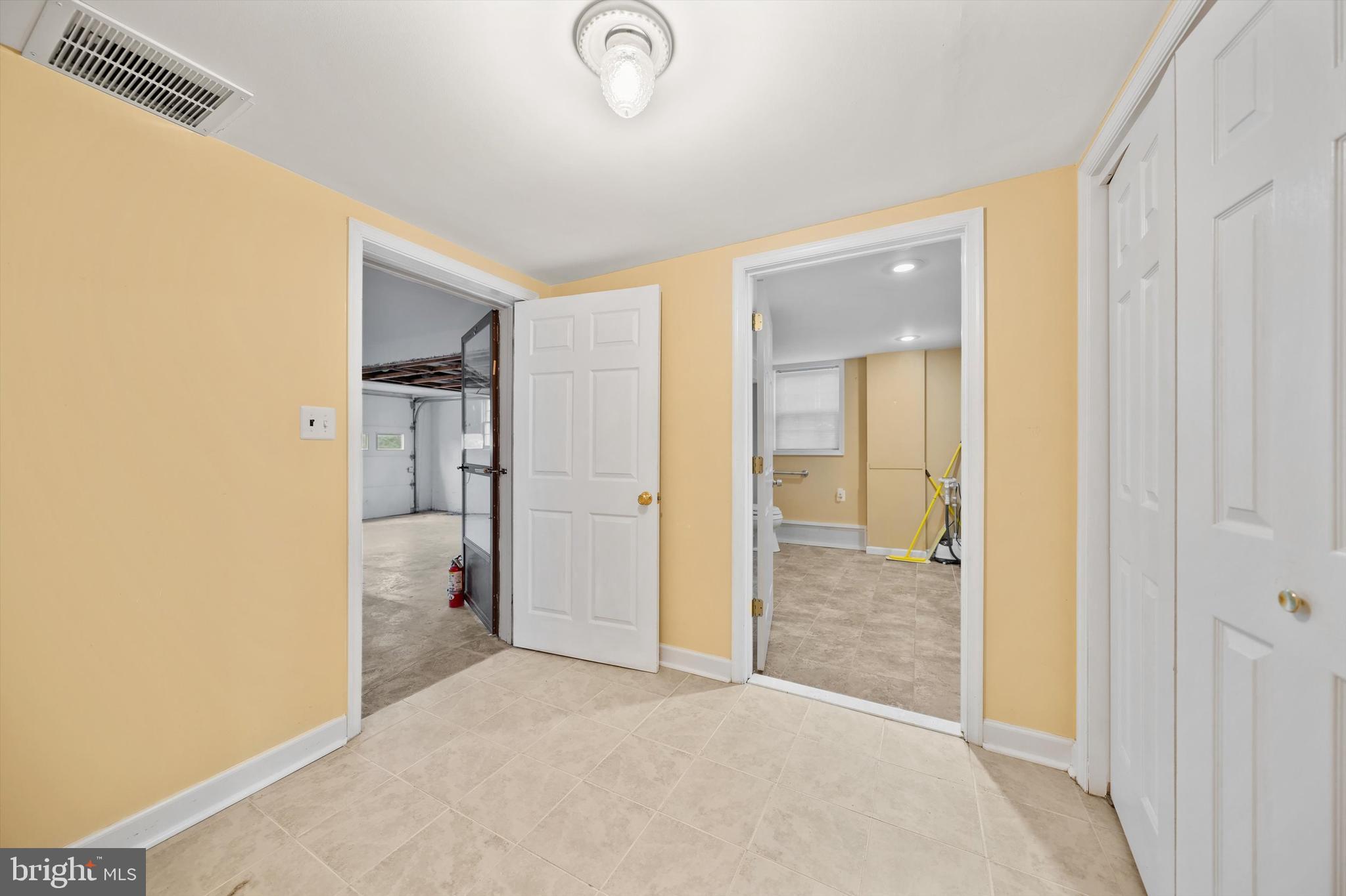 SUNNYBROOK ESTATES - Residential