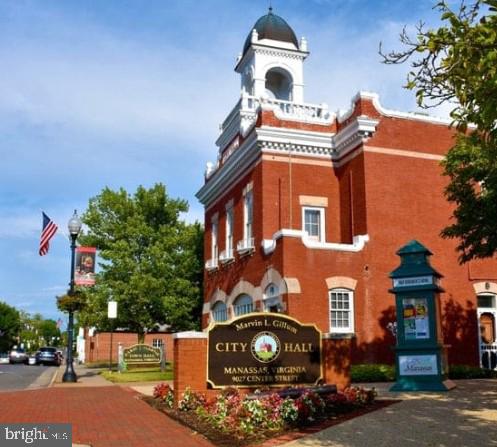 SUNNYBROOK ESTATES - Residential