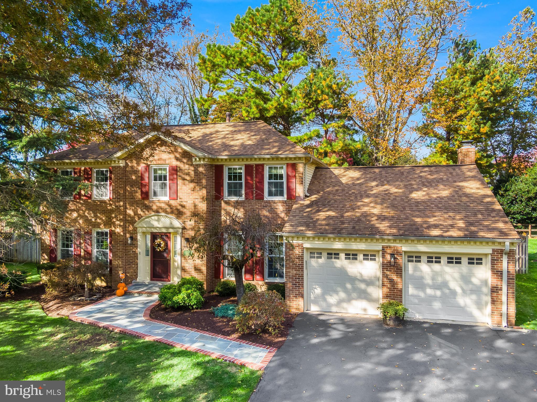 BRIARS ACRES - Residential