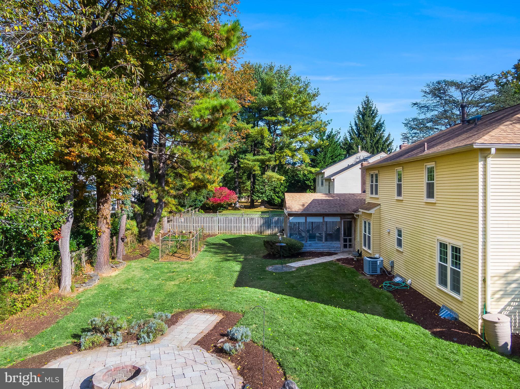 BRIARS ACRES - Residential