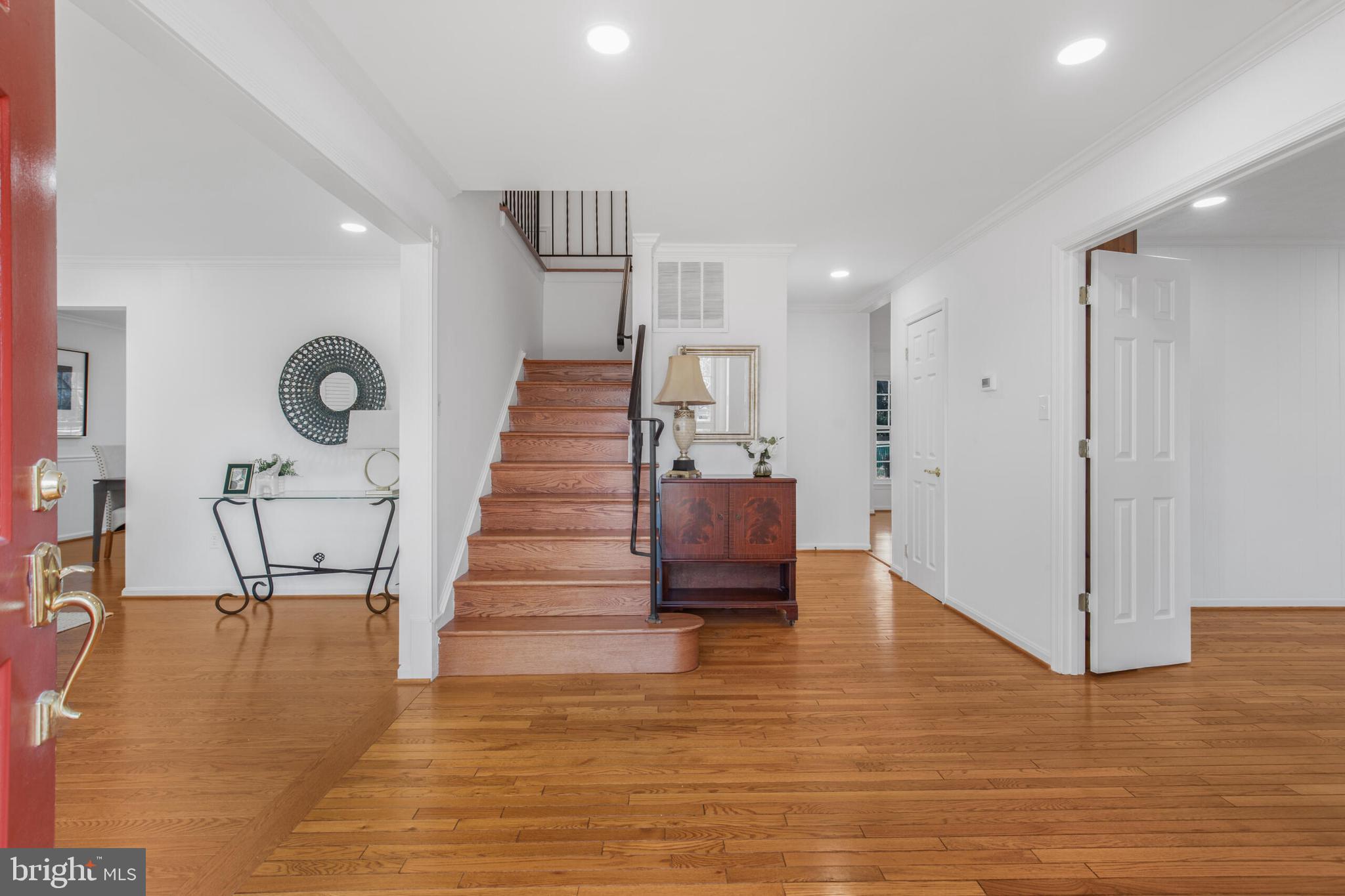 4609 THORNHURST DRIVE