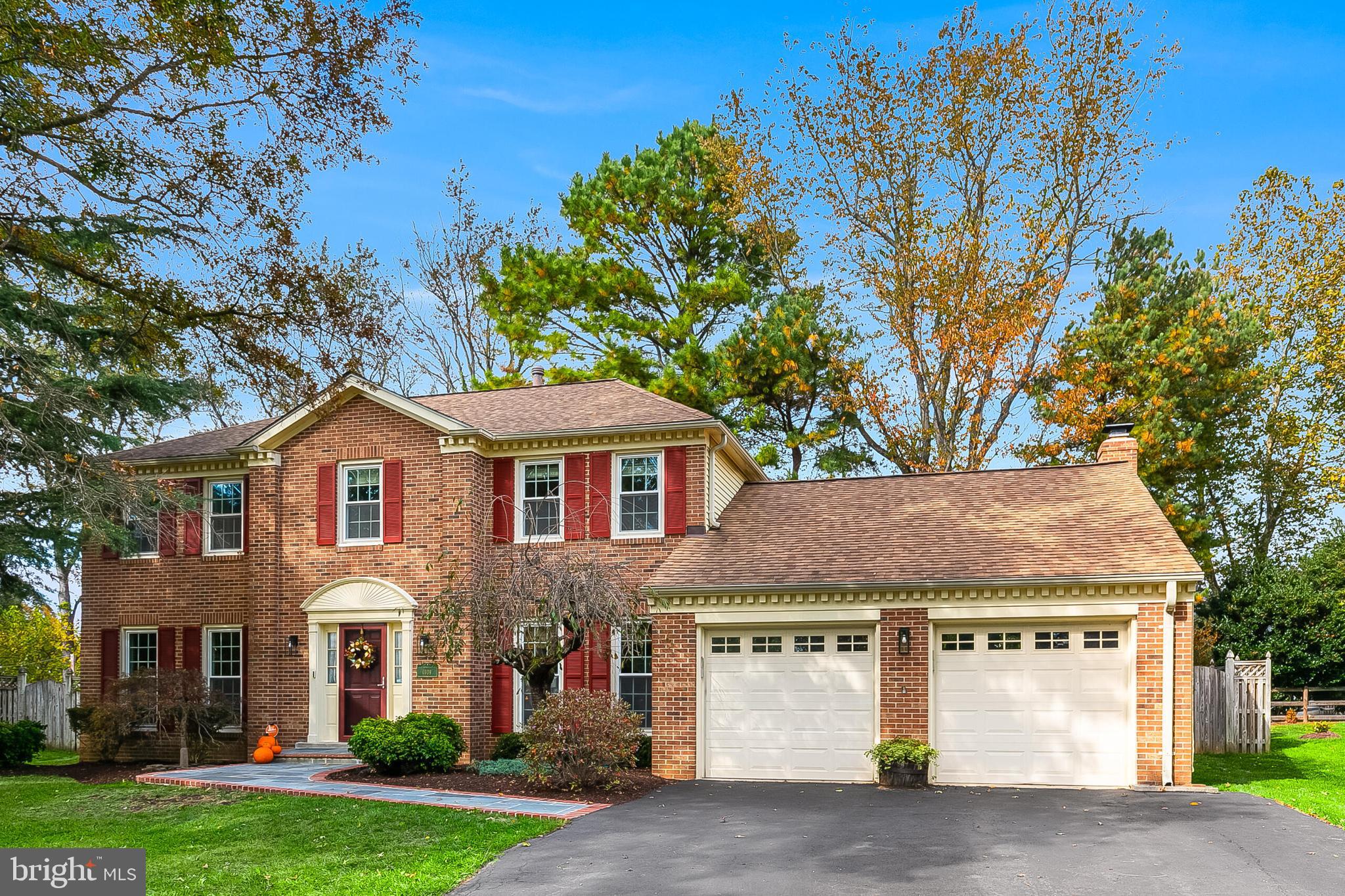 BRIARS ACRES - Residential