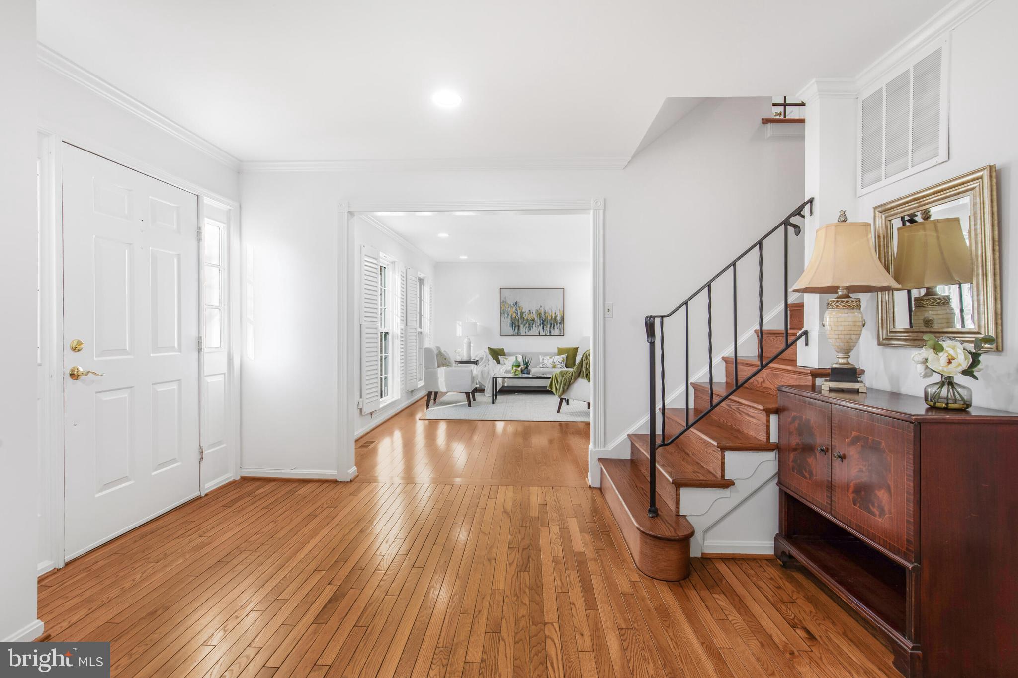 4609 THORNHURST DRIVE