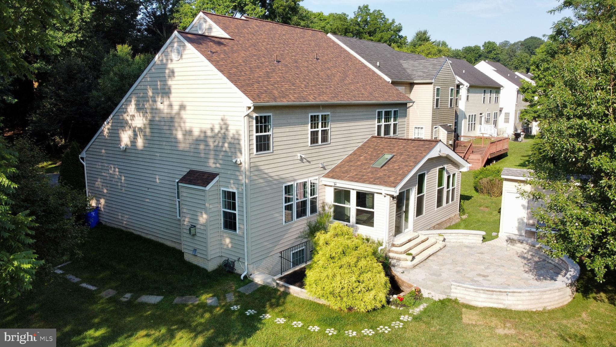 DUNLOGGIN - Residential Lease