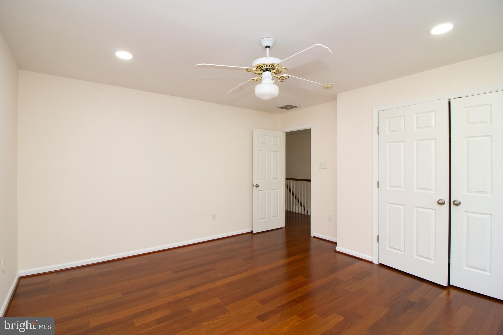 DUNLOGGIN - Residential Lease