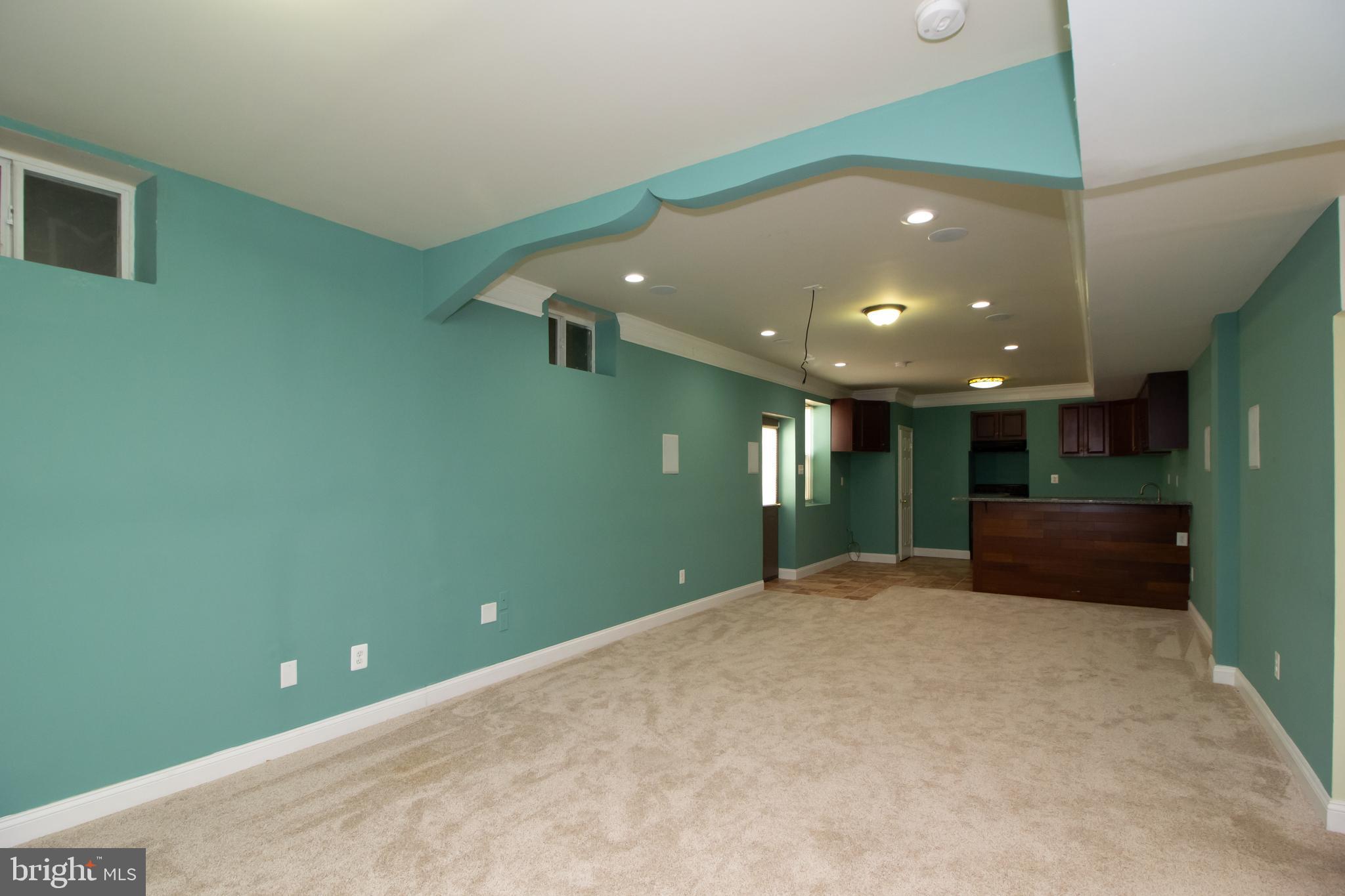 DUNLOGGIN - Residential Lease