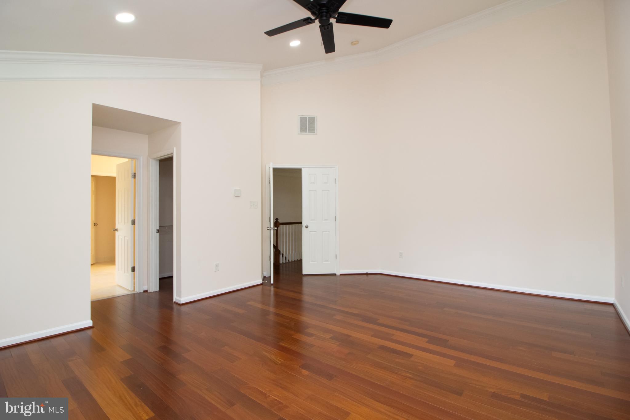 DUNLOGGIN - Residential Lease