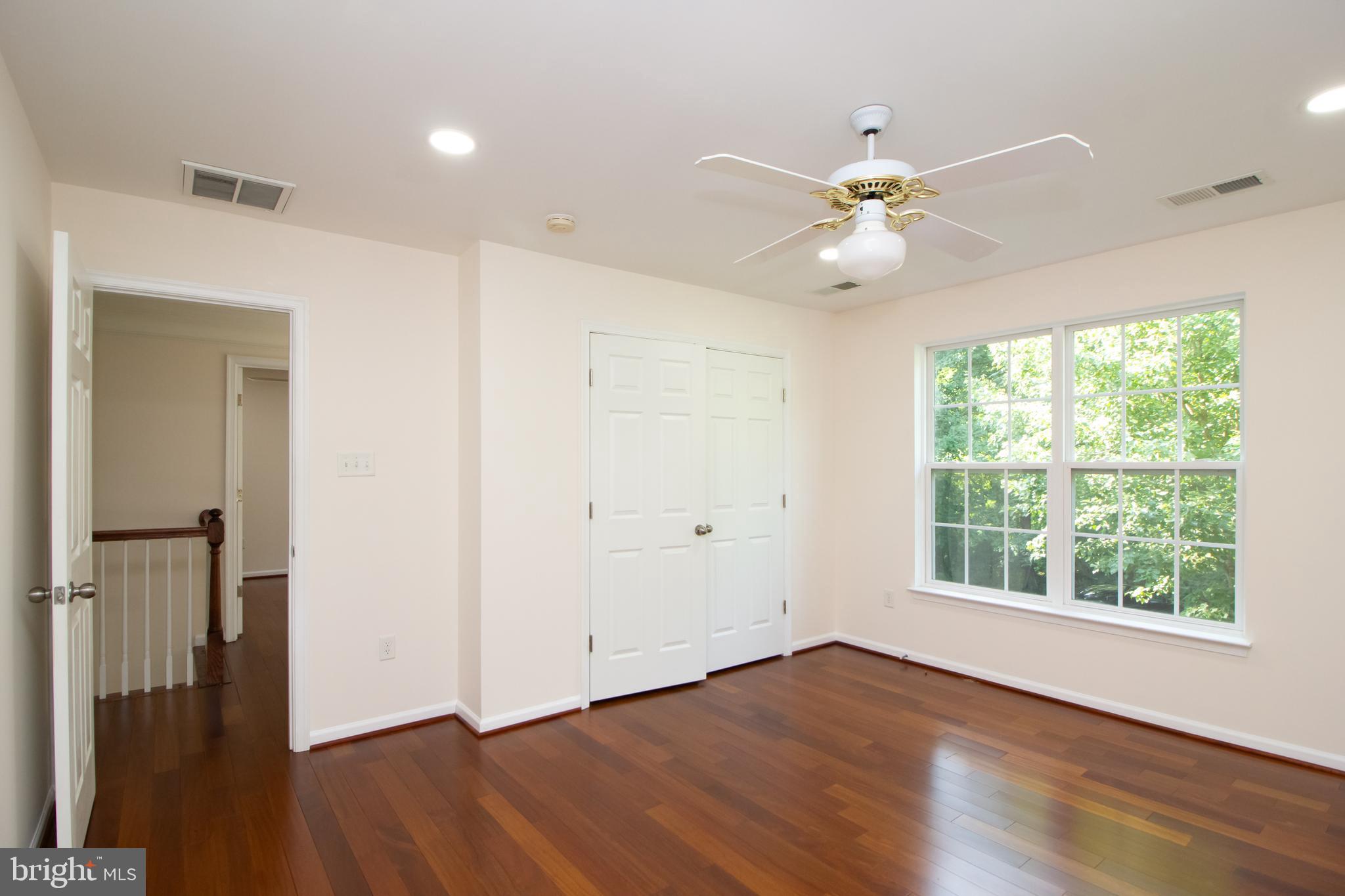 DUNLOGGIN - Residential Lease