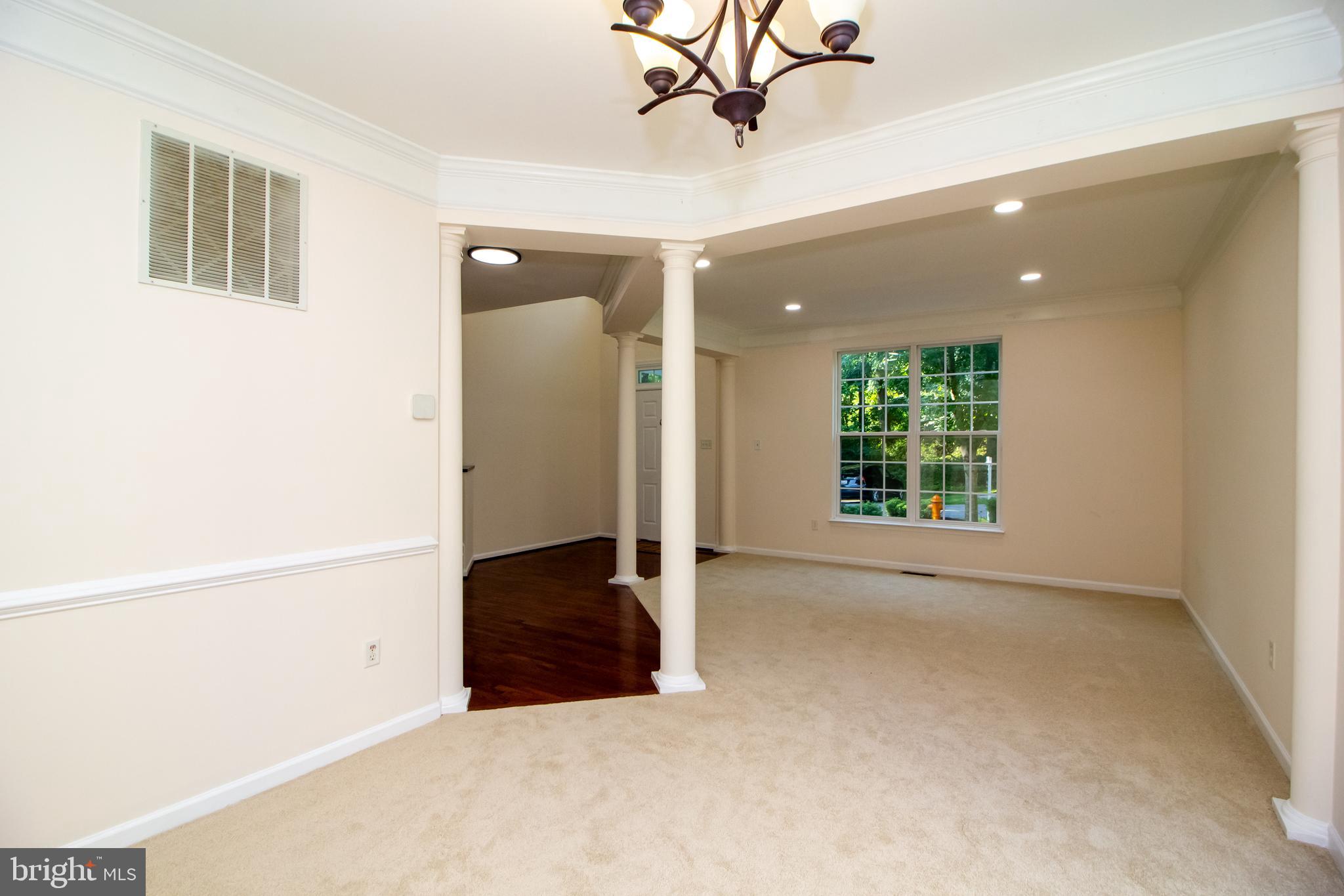 DUNLOGGIN - Residential Lease