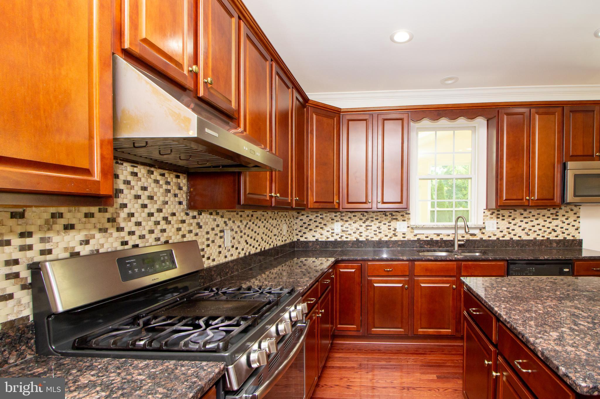 DUNLOGGIN - Residential Lease