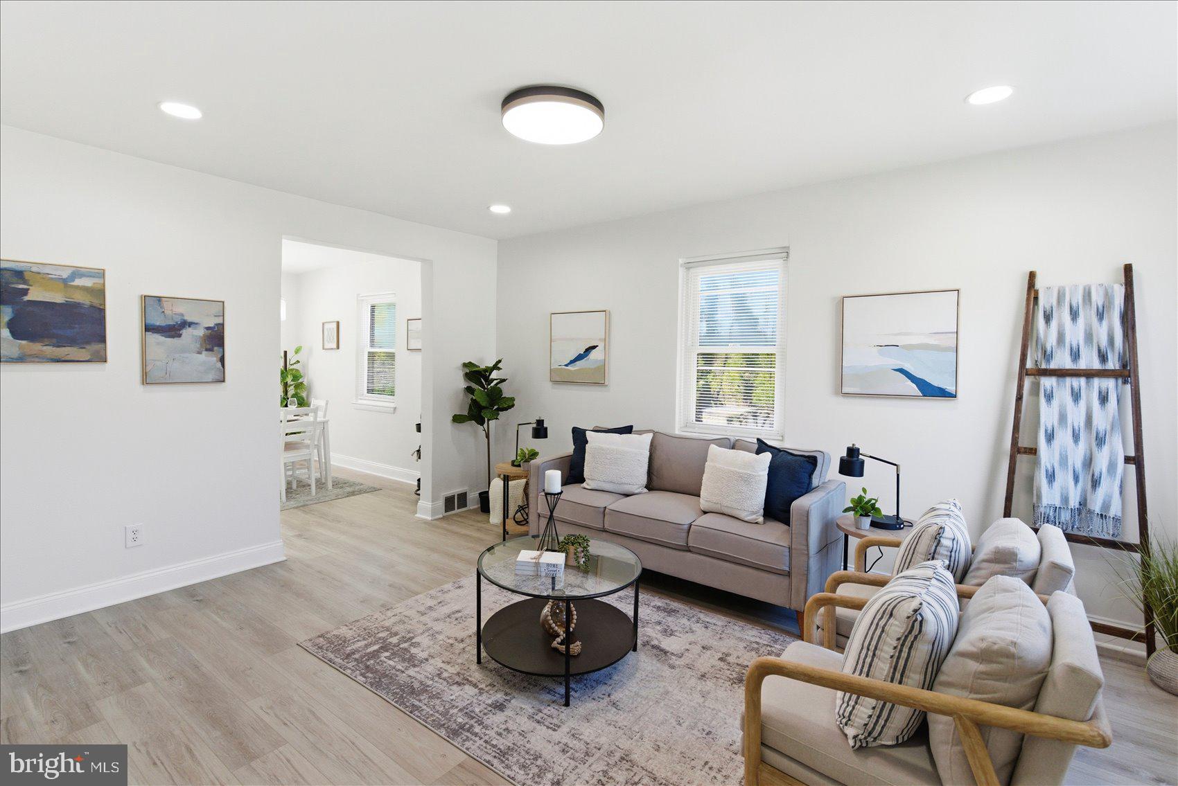 UPLANDS - Residential