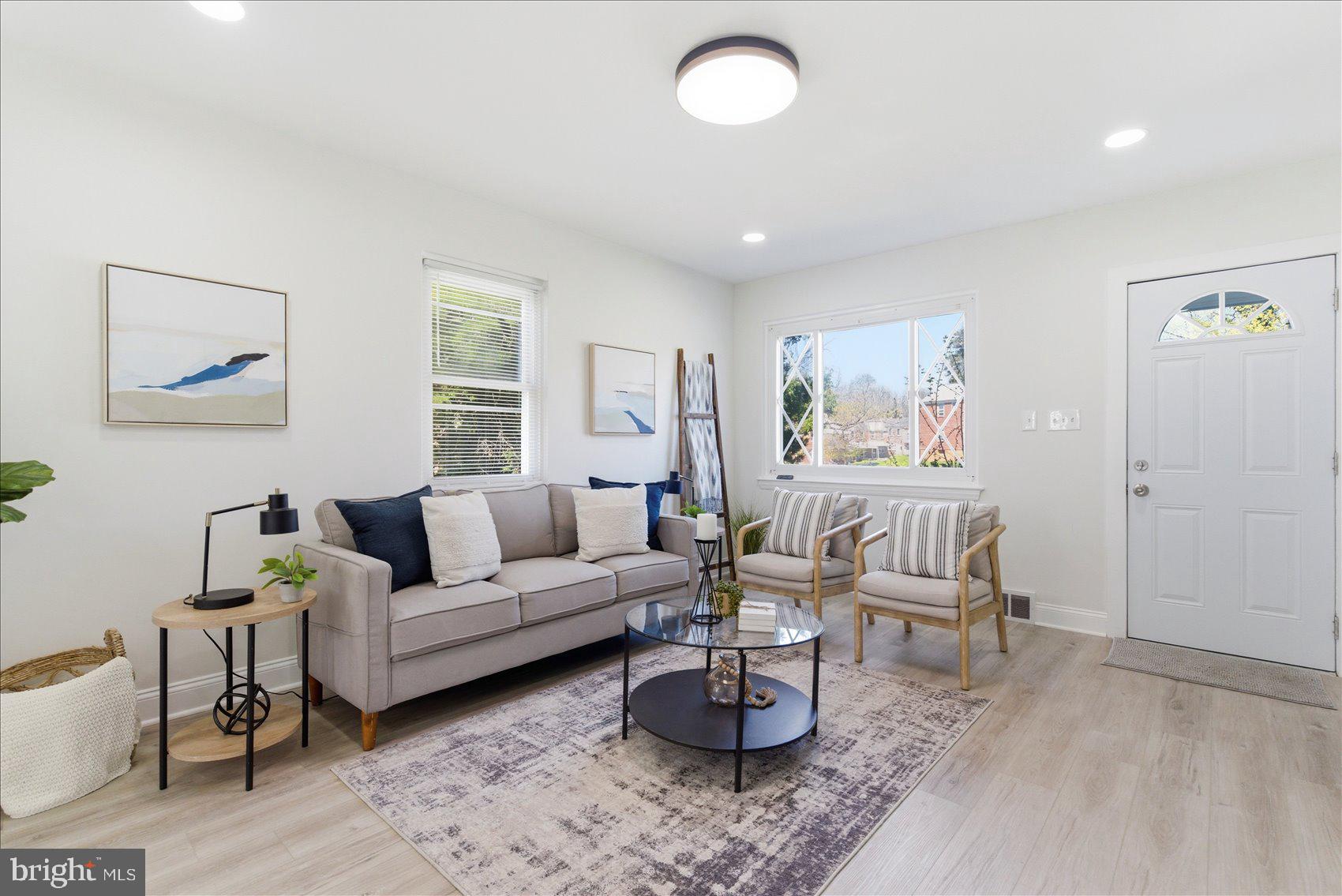 UPLANDS - Residential