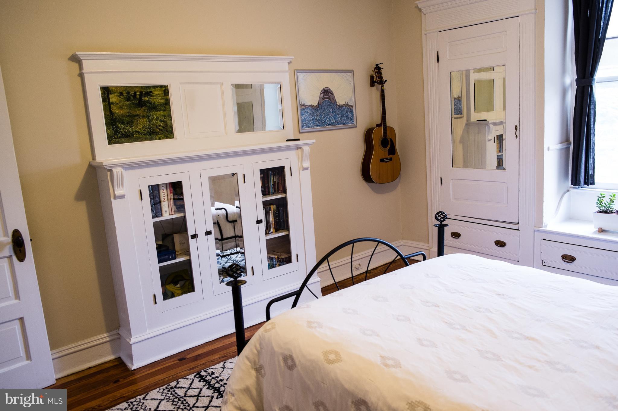 CHARLES VILLAGE - Residential