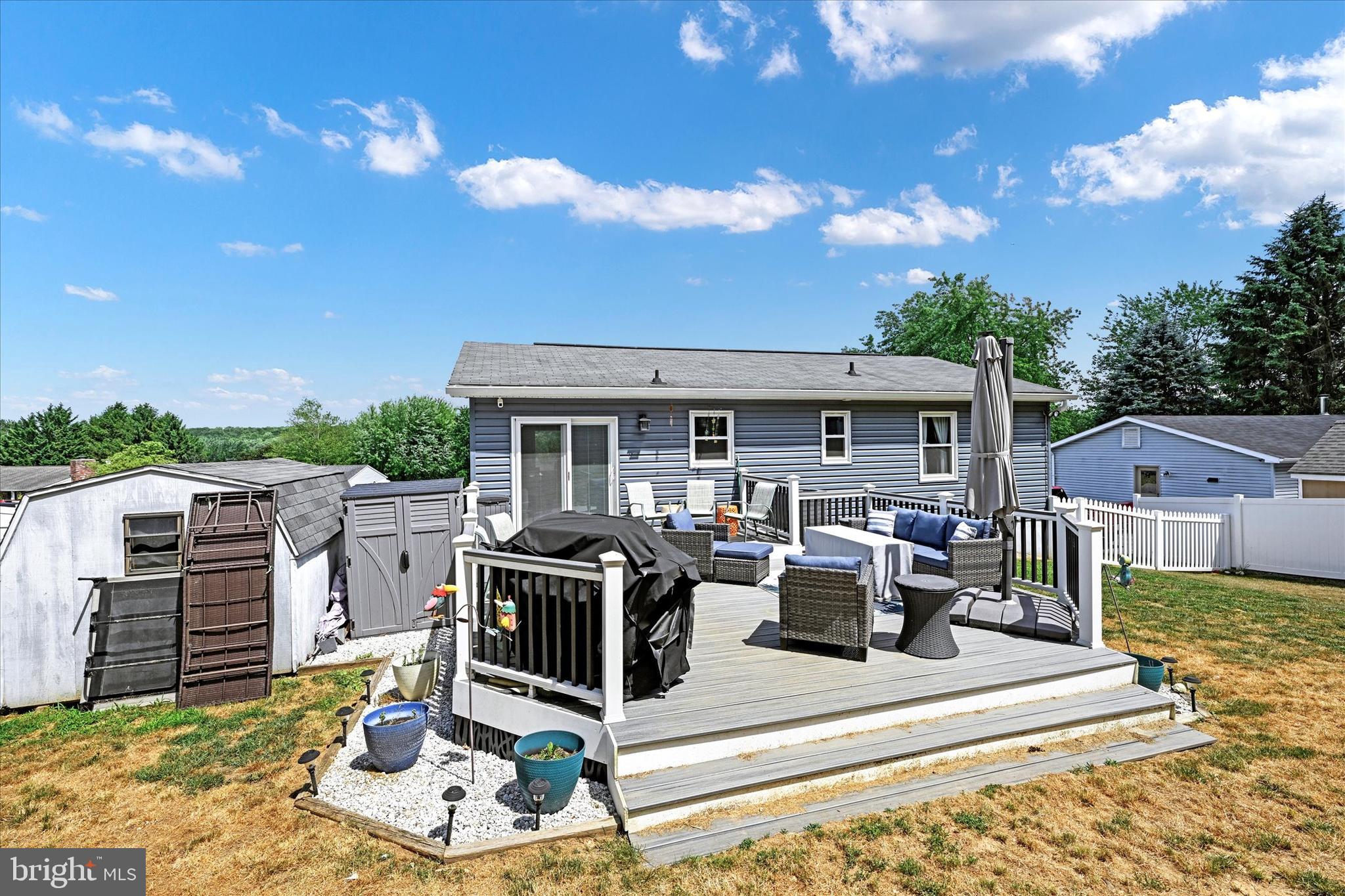 WHISPERING VALLEY - Residential