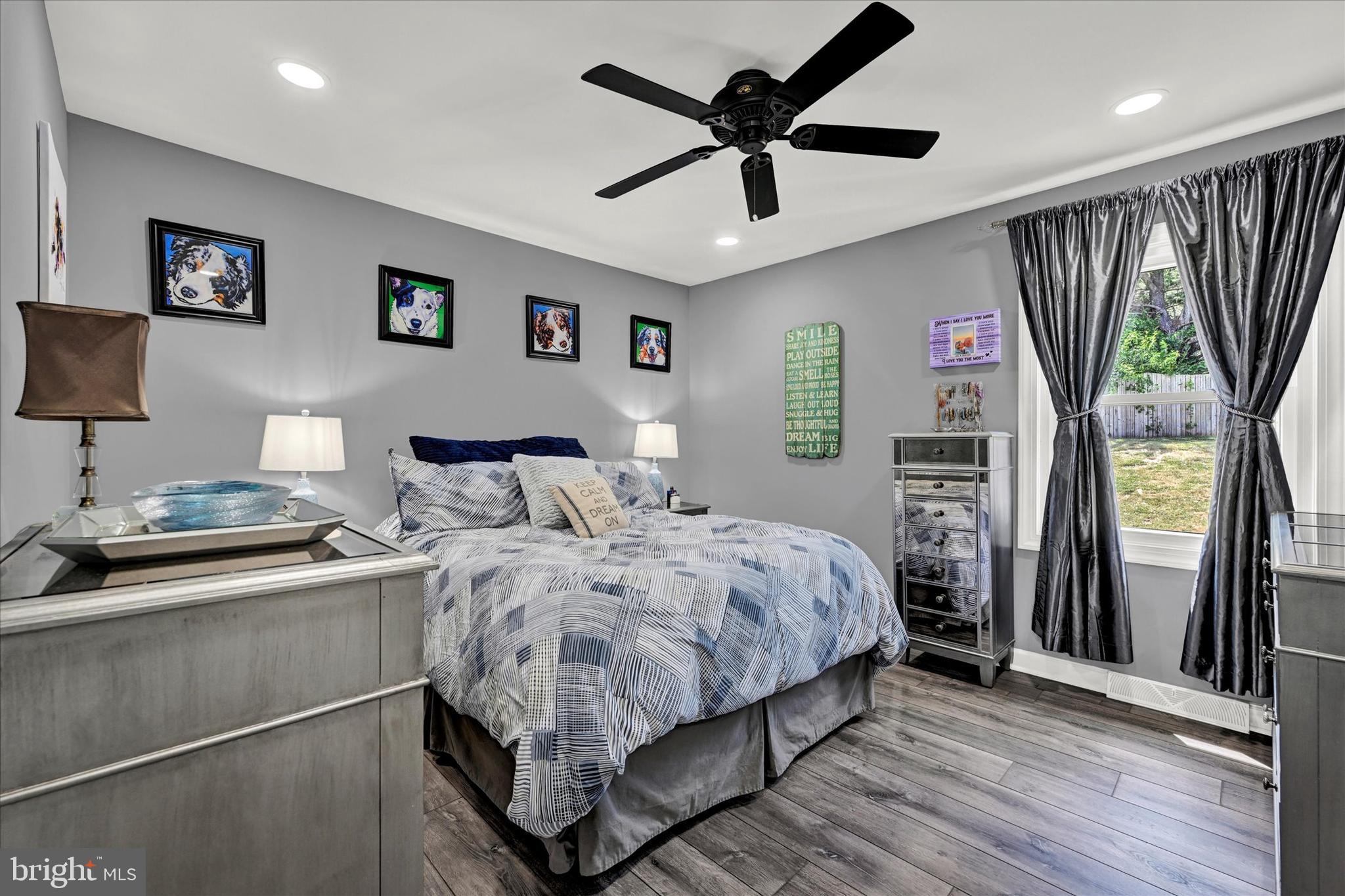 WHISPERING VALLEY - Residential