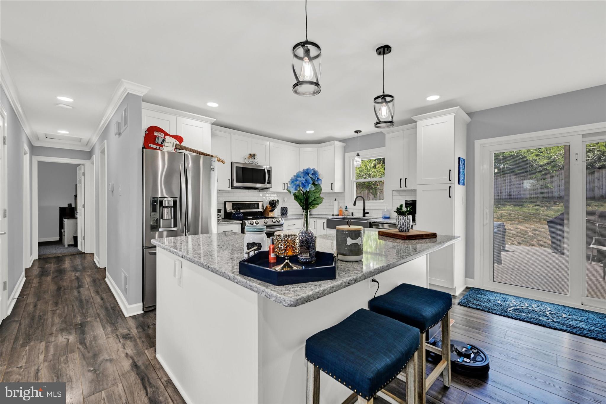 WHISPERING VALLEY - Residential