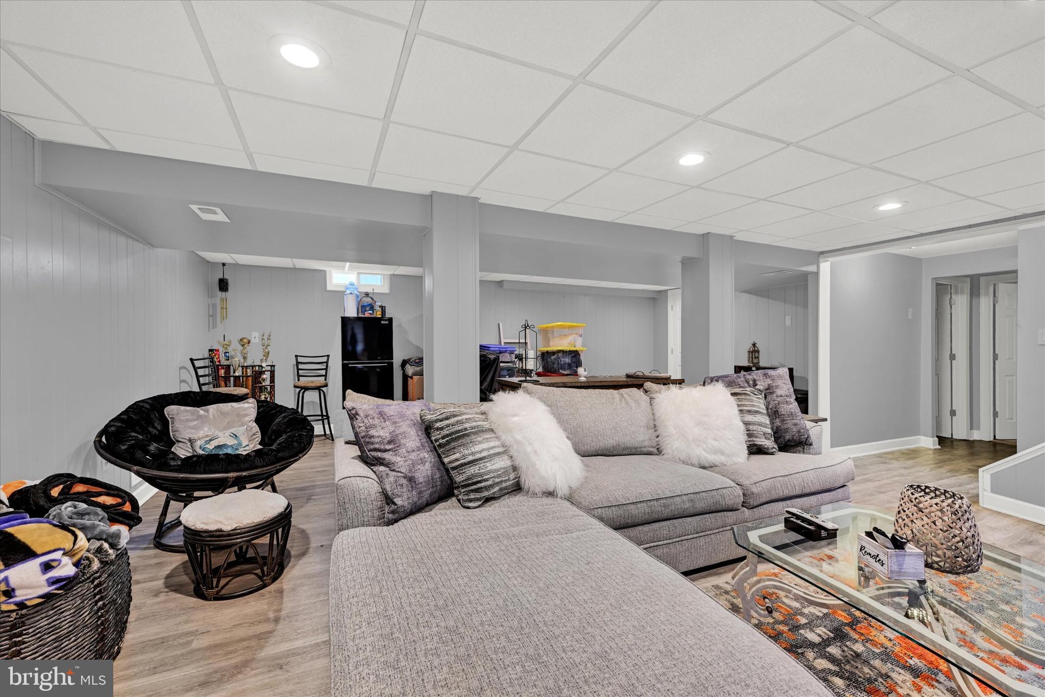 WHISPERING VALLEY - Residential