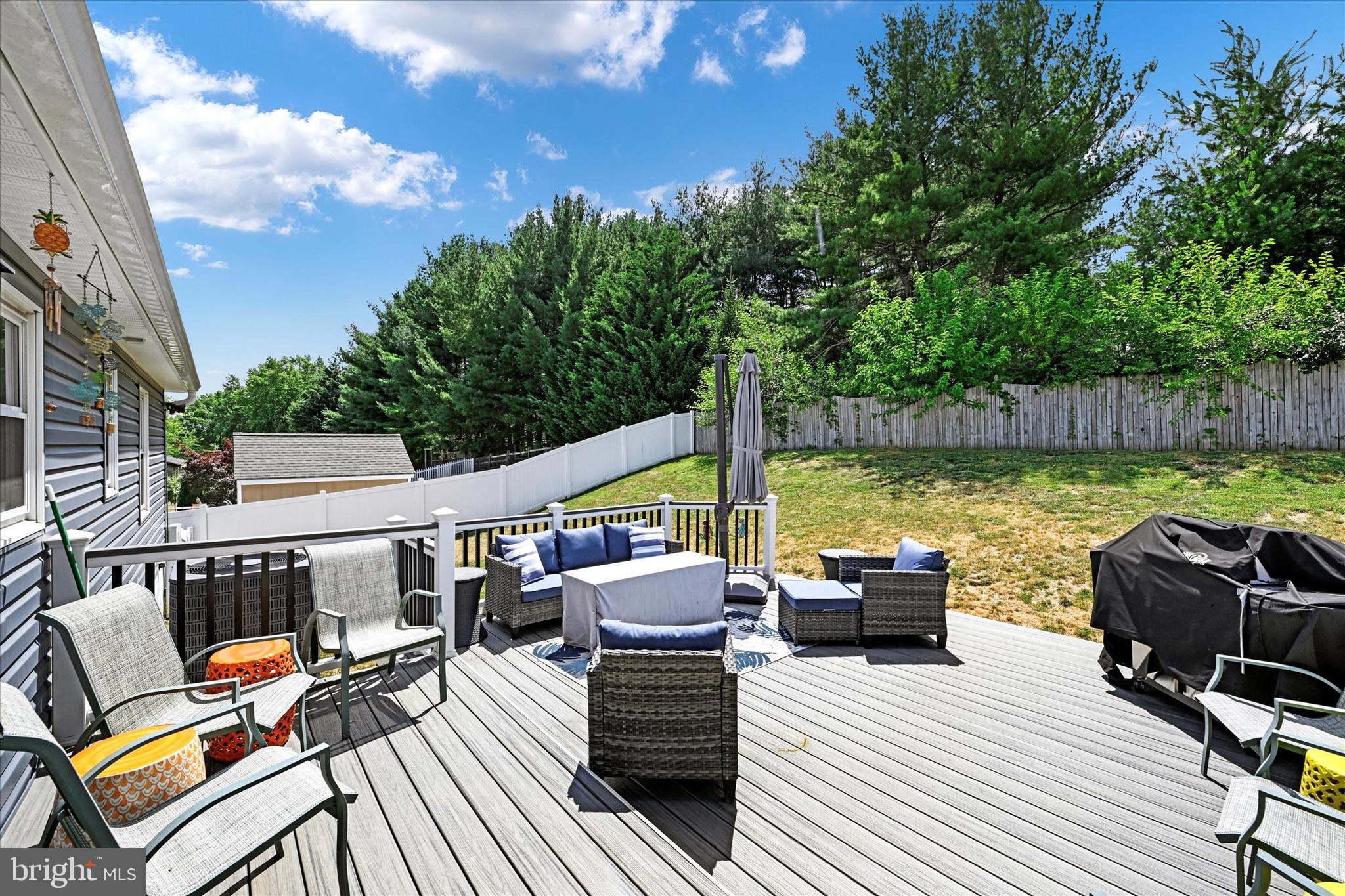 WHISPERING VALLEY - Residential