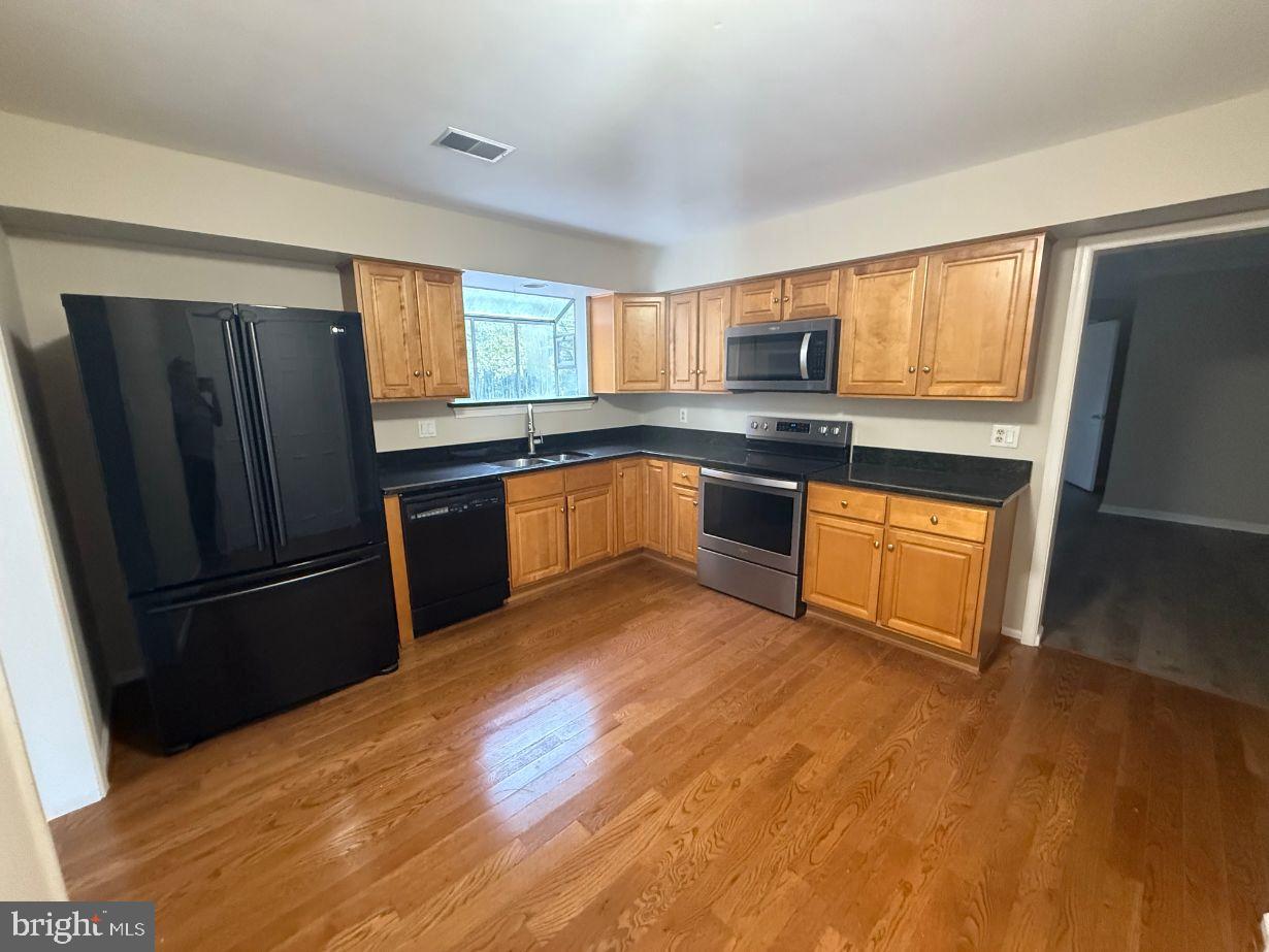 FRANKLIN FARM - Residential Lease