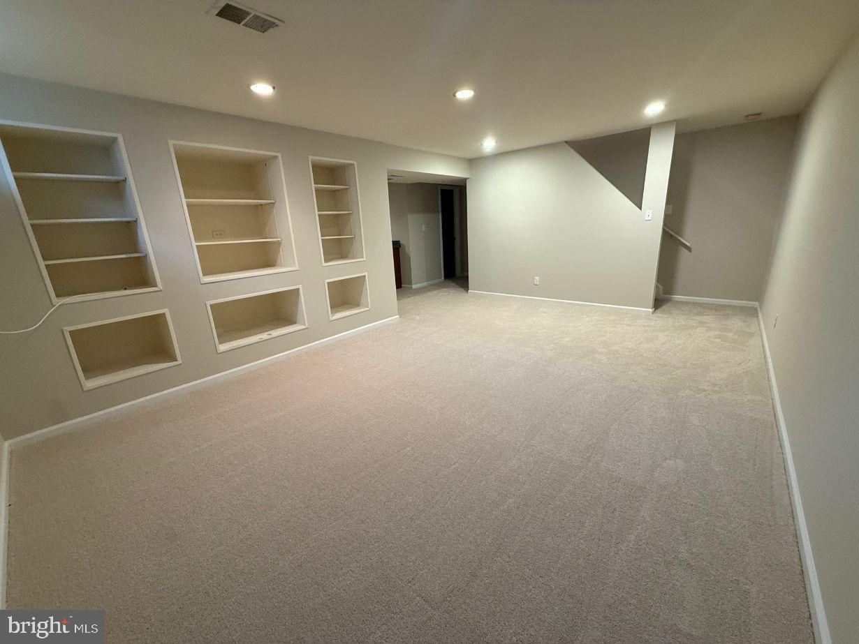 FRANKLIN FARM - Residential Lease