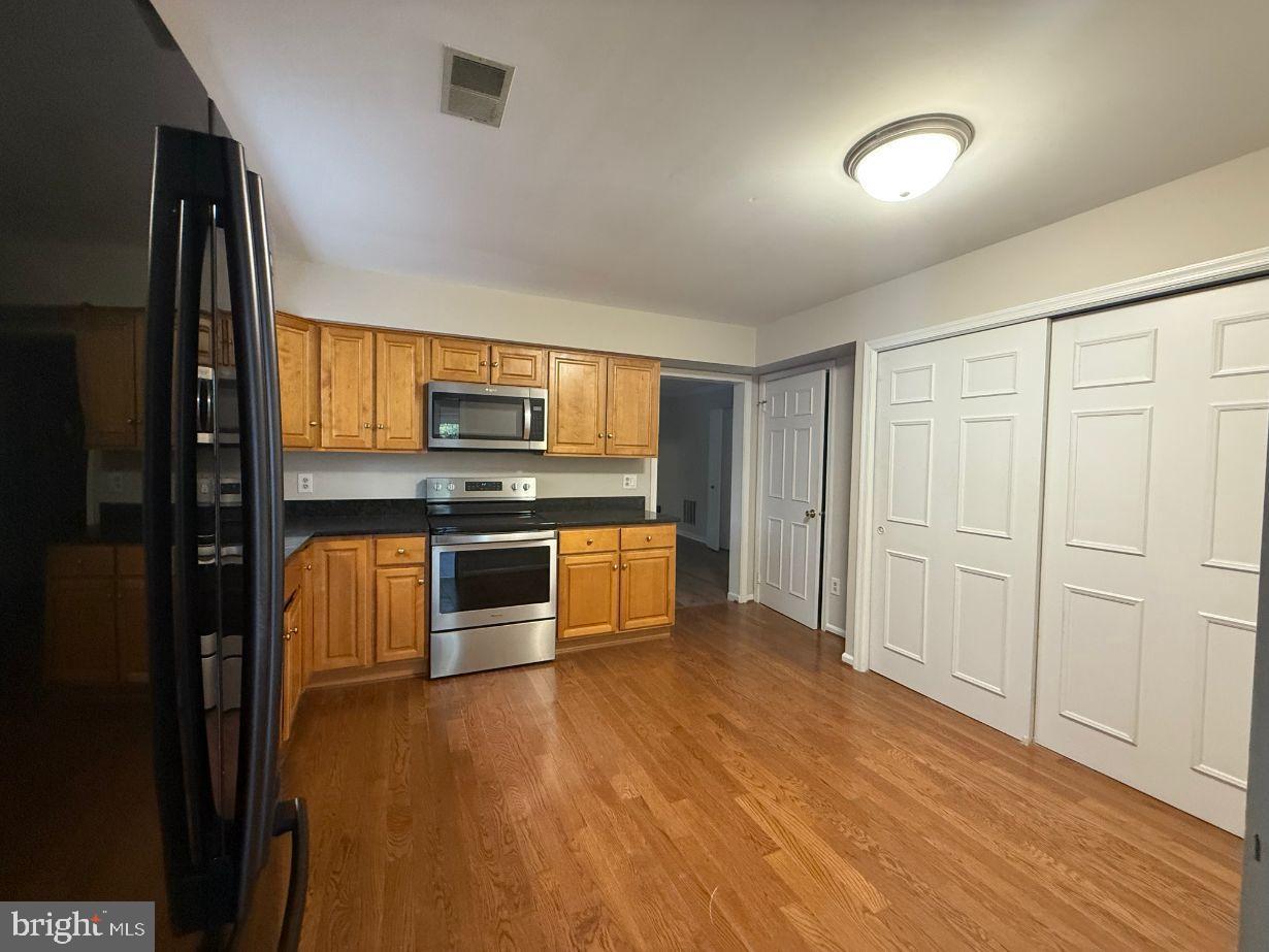 FRANKLIN FARM - Residential Lease