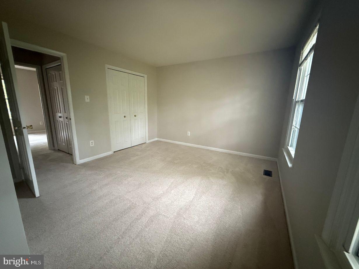 FRANKLIN FARM - Residential Lease