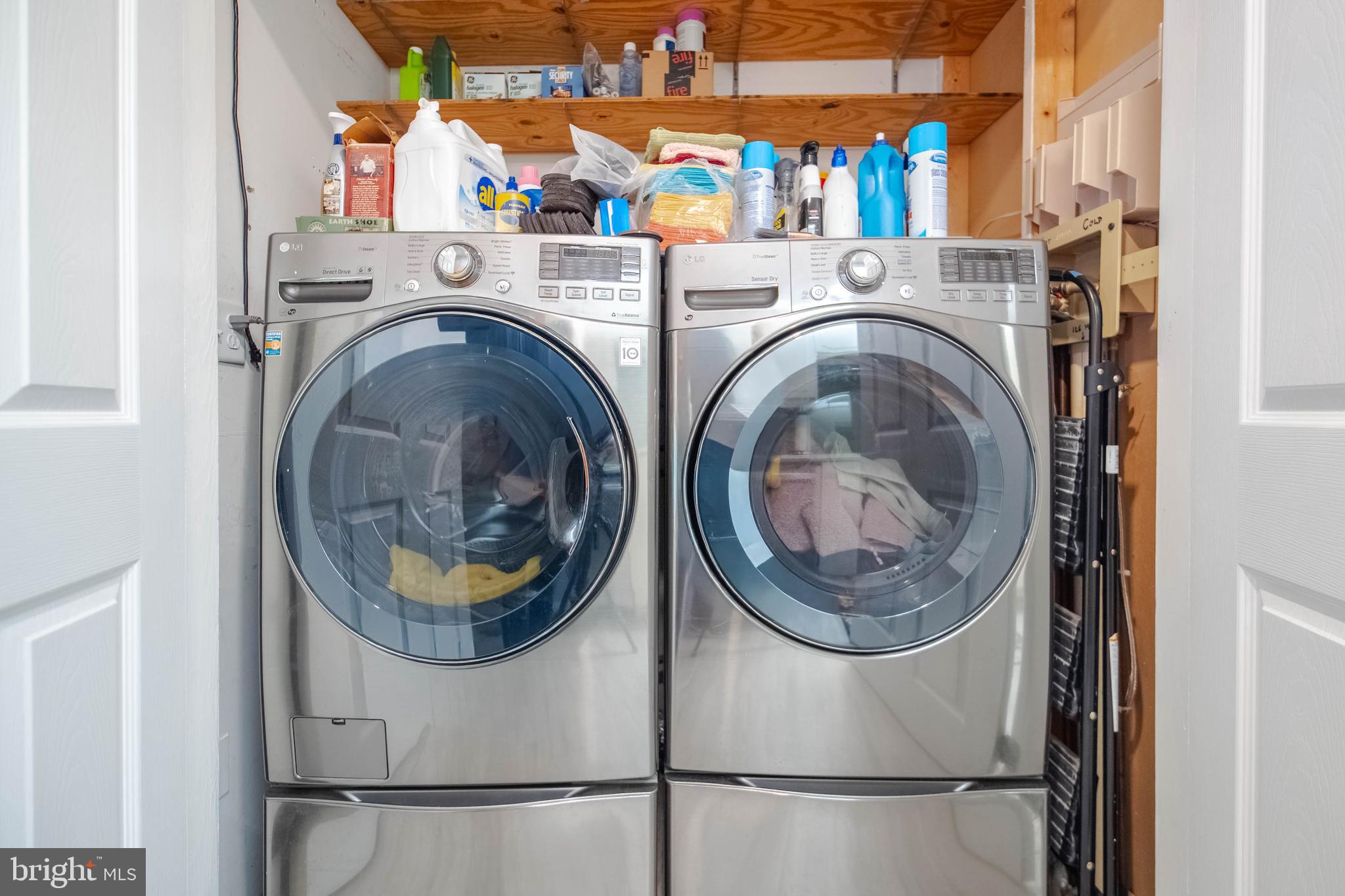 CAMELOT - Residential